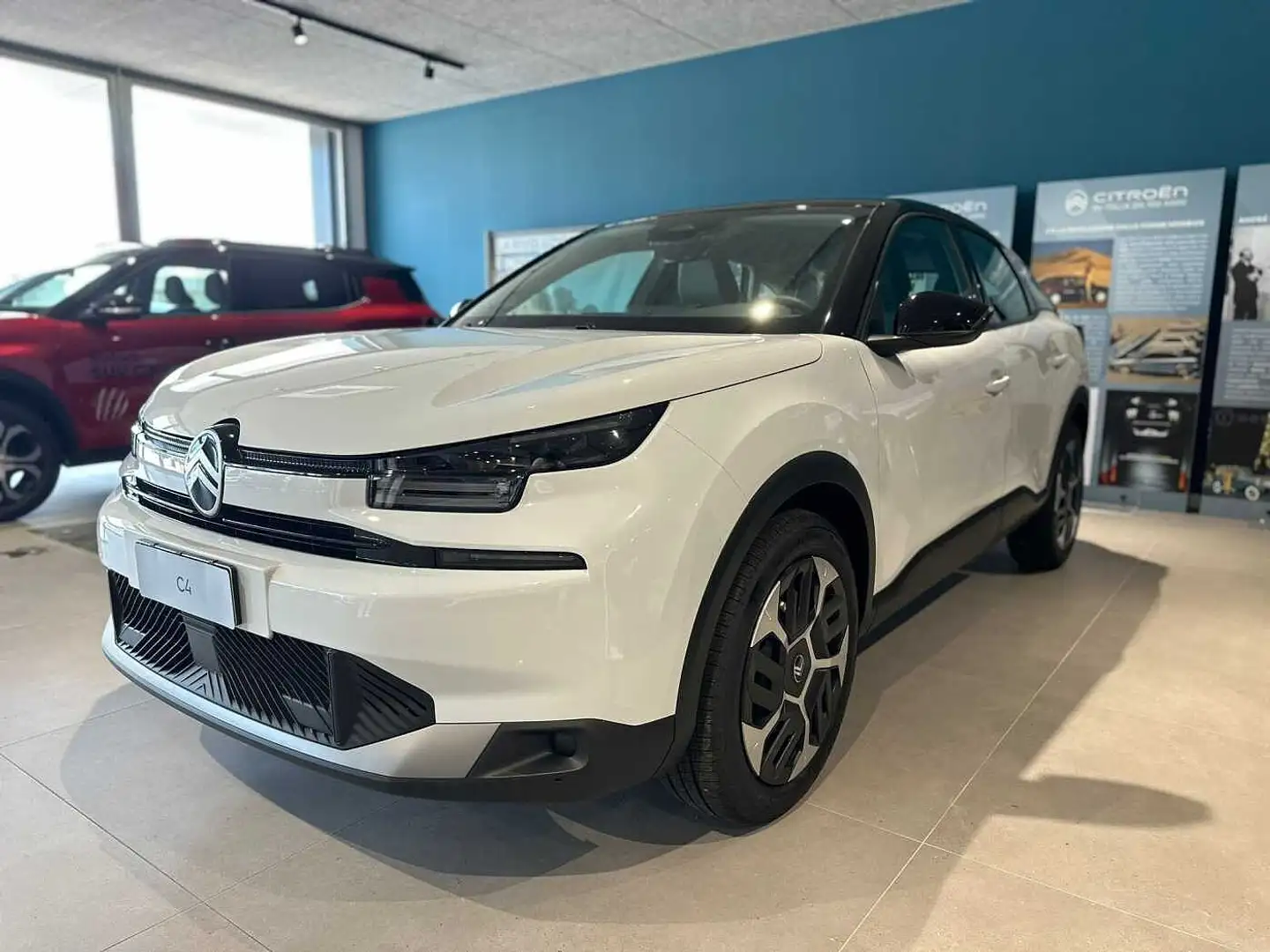 Citroen C4 3ª serie PureTech 130 S&S EAT8 Plus Km0 Bianco - 1