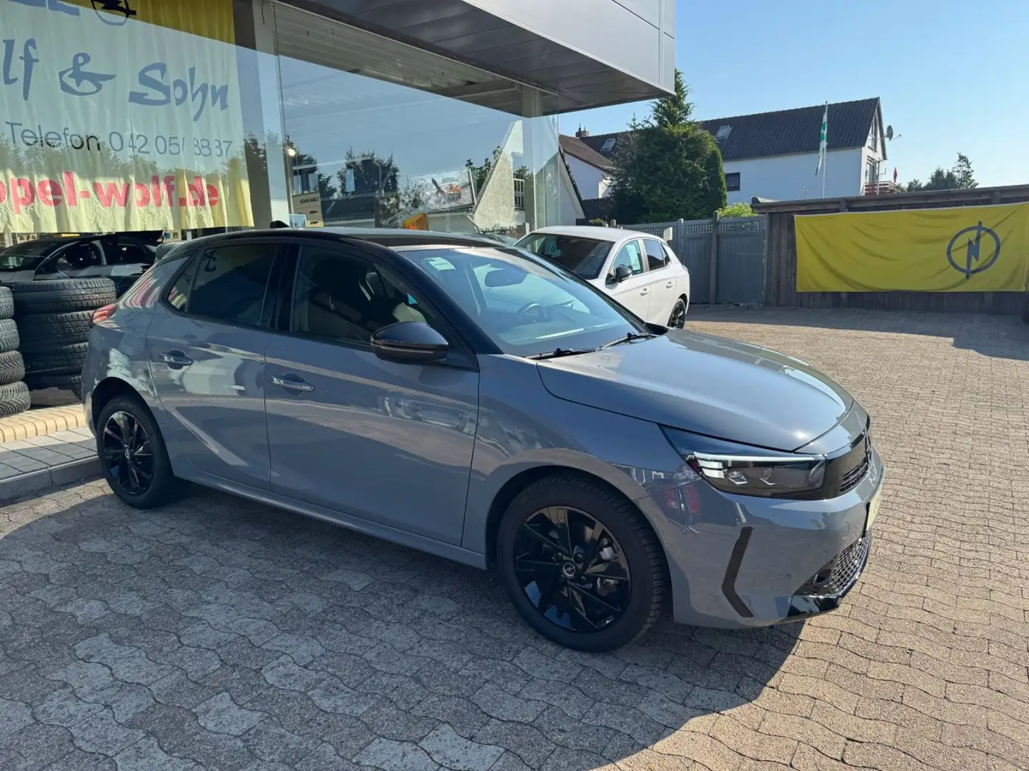 Opel Corsa F GS Facelift AT +LED+180-Kamera+SHZ+NAVI+ Grijs - 2