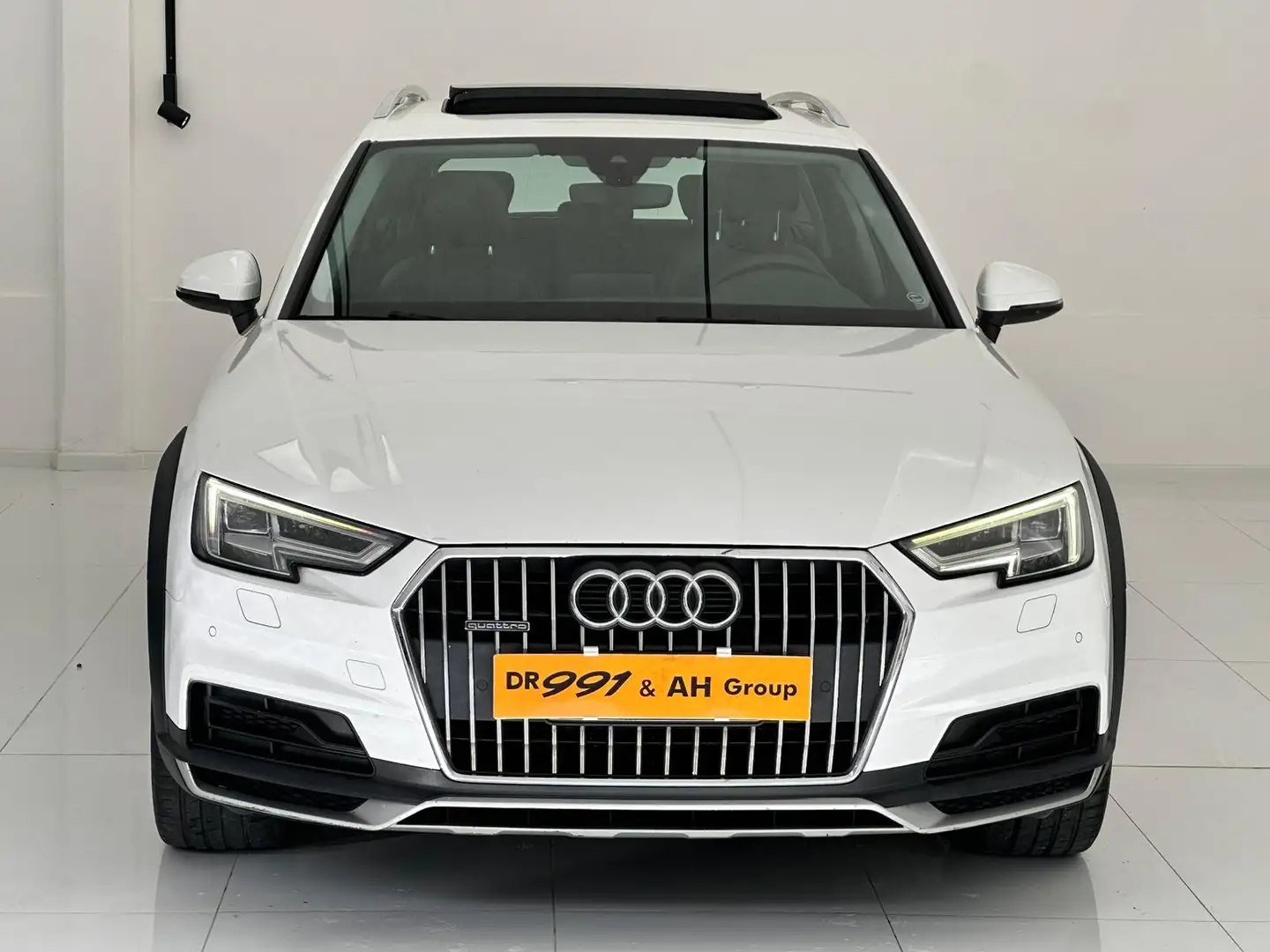 Audi A4 allroad Allroad Quattro 40 2.0 tdi  190cv s-tronic/TETTO Bianco - 2