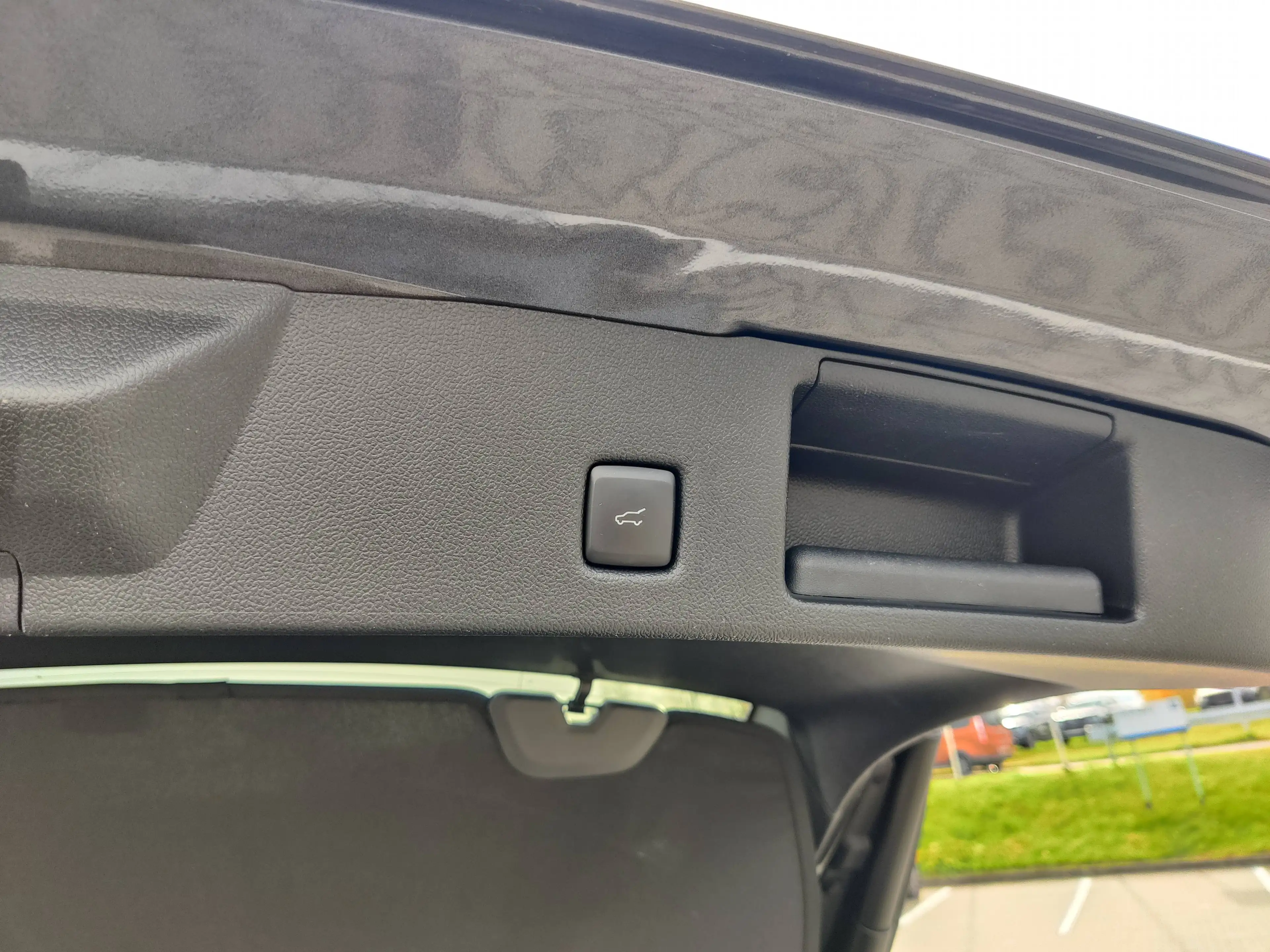 Ford Kuga Plug-In Hybrid ST-Line X — photo 15