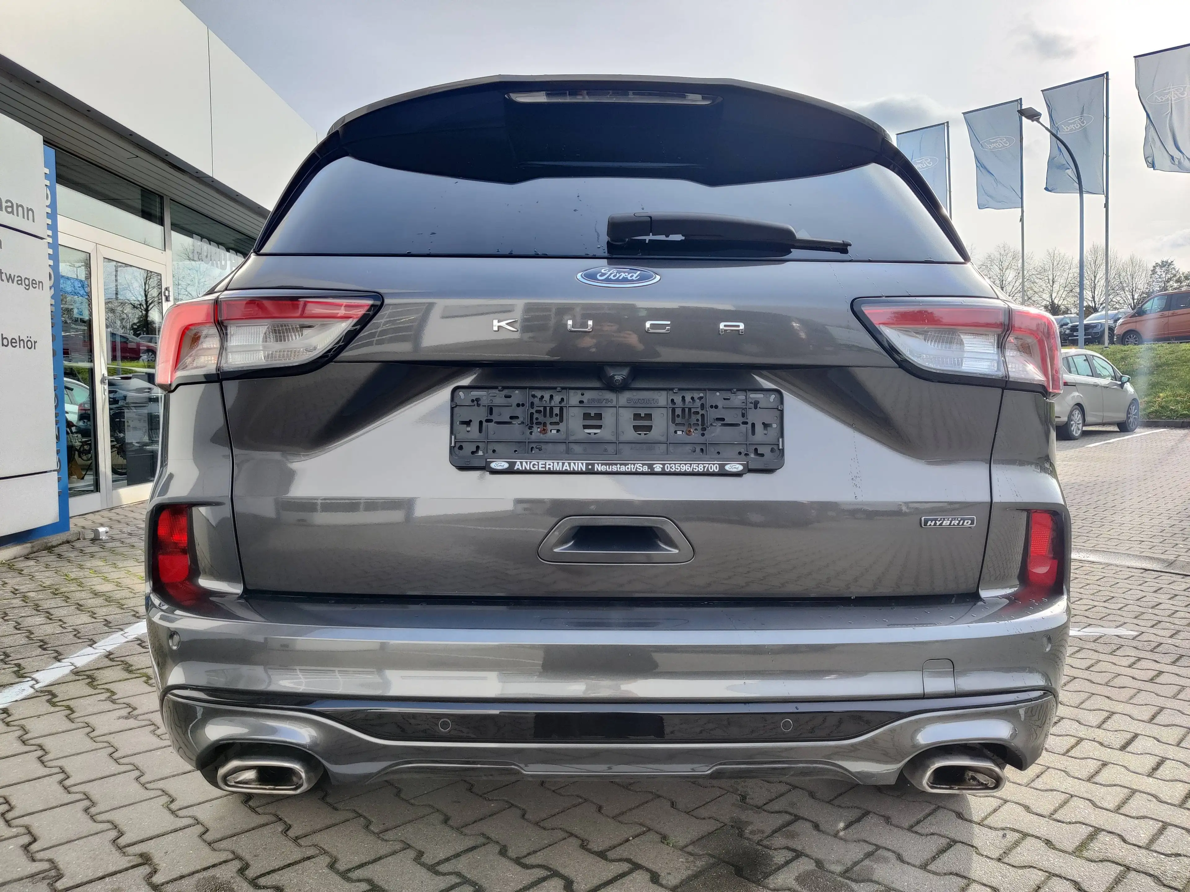 Ford Kuga Plug-In Hybrid ST-Line X — photo 13
