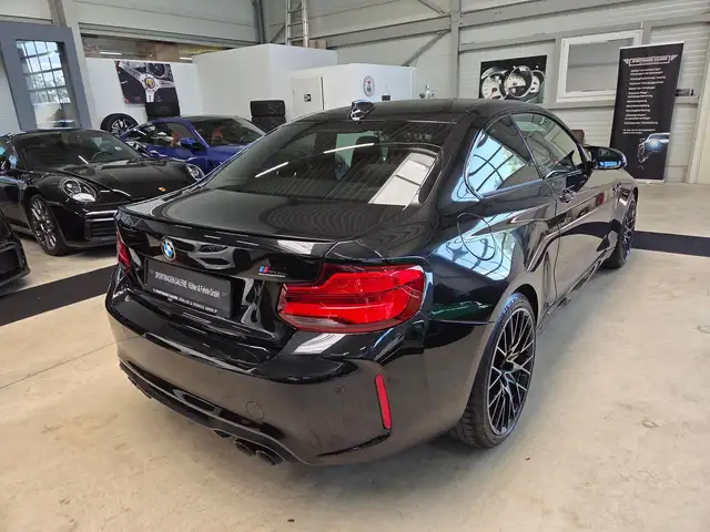 BMW M2 view 11
