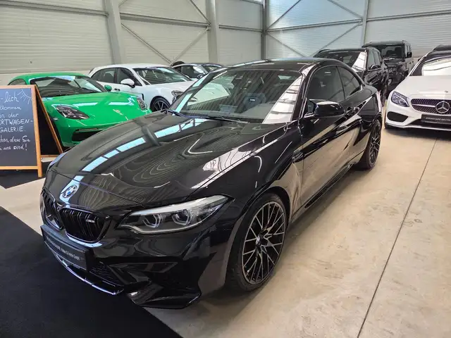 BMW M2 view 6