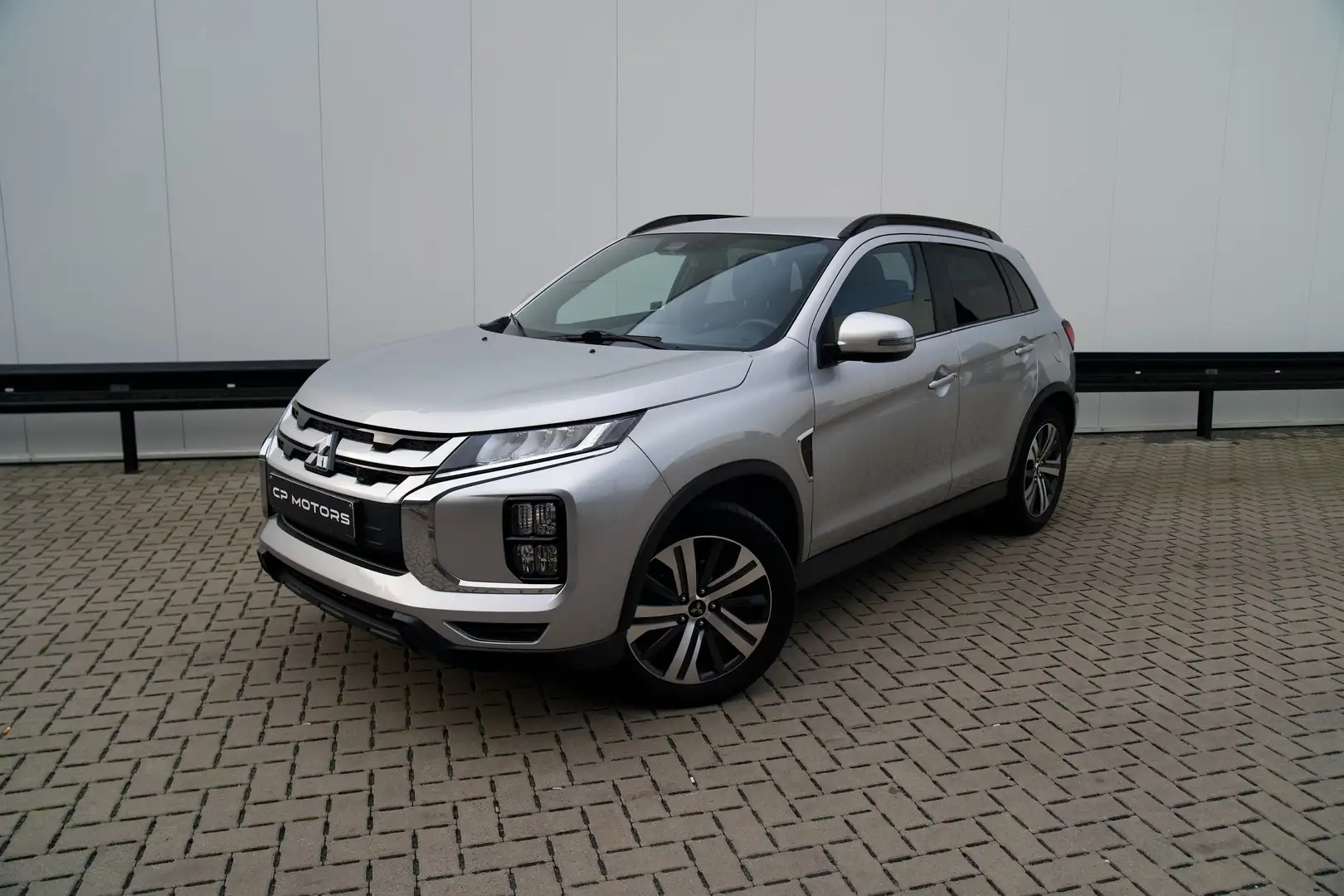 Mitsubishi ASX 2.0I | CARPLAY | CAMERA | AIRCO |  75.132 KM | TOP Silber - 1