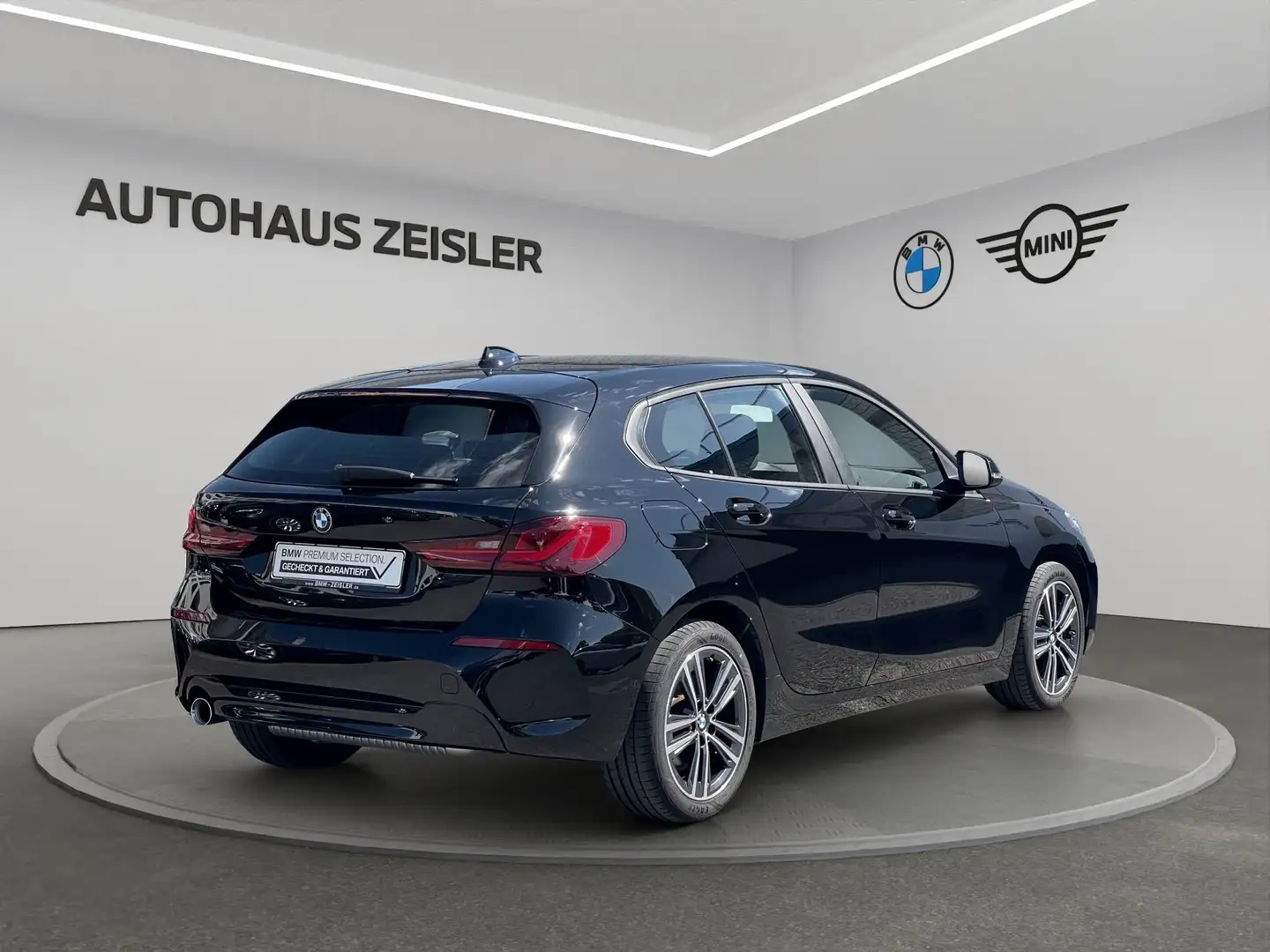 BMW 116 i Navi Klimaautomatik DAB Tempomat Schwarz - 2