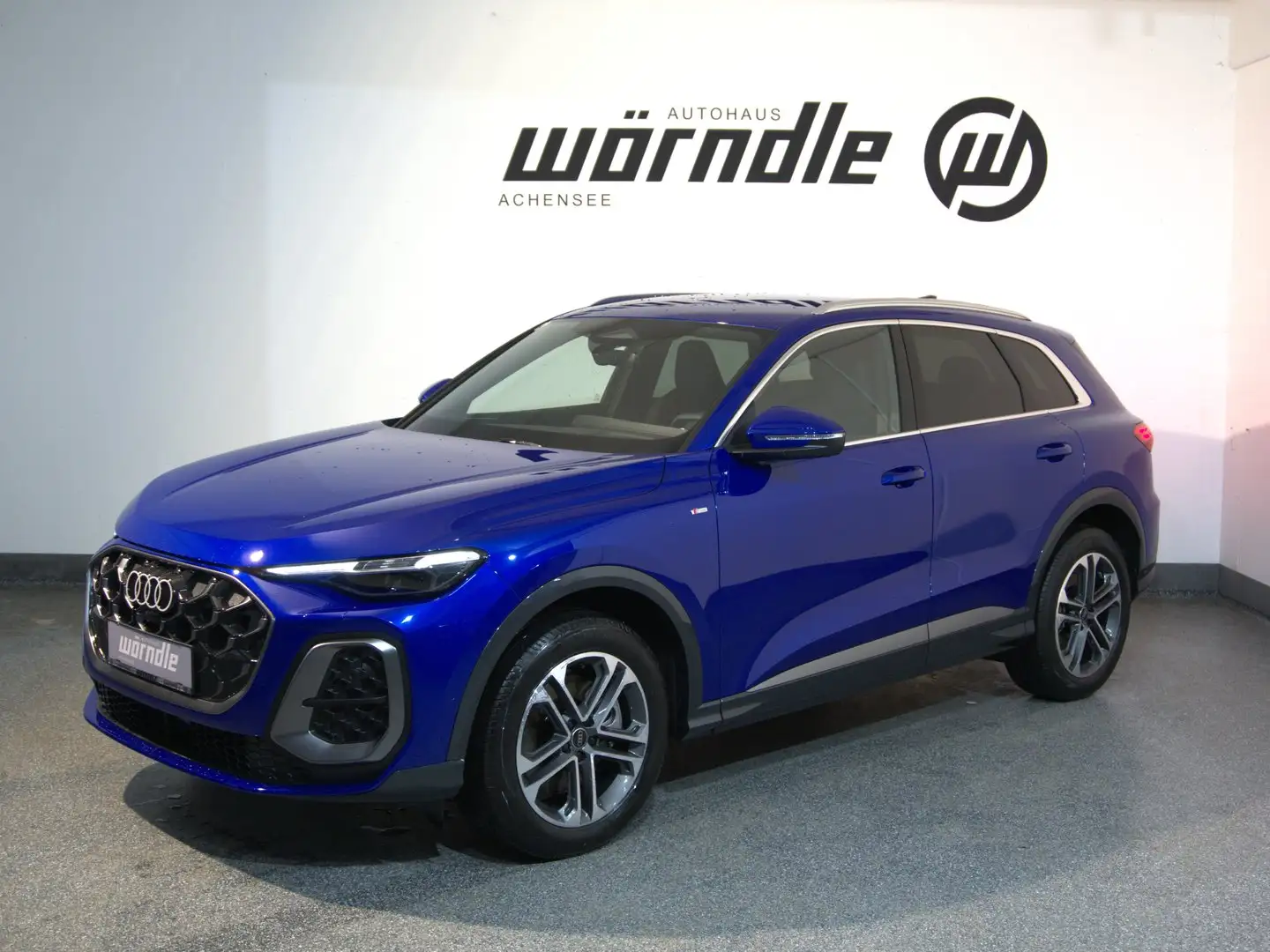 Audi Q5 SUV TDI quattro 150 kW Blau - 1