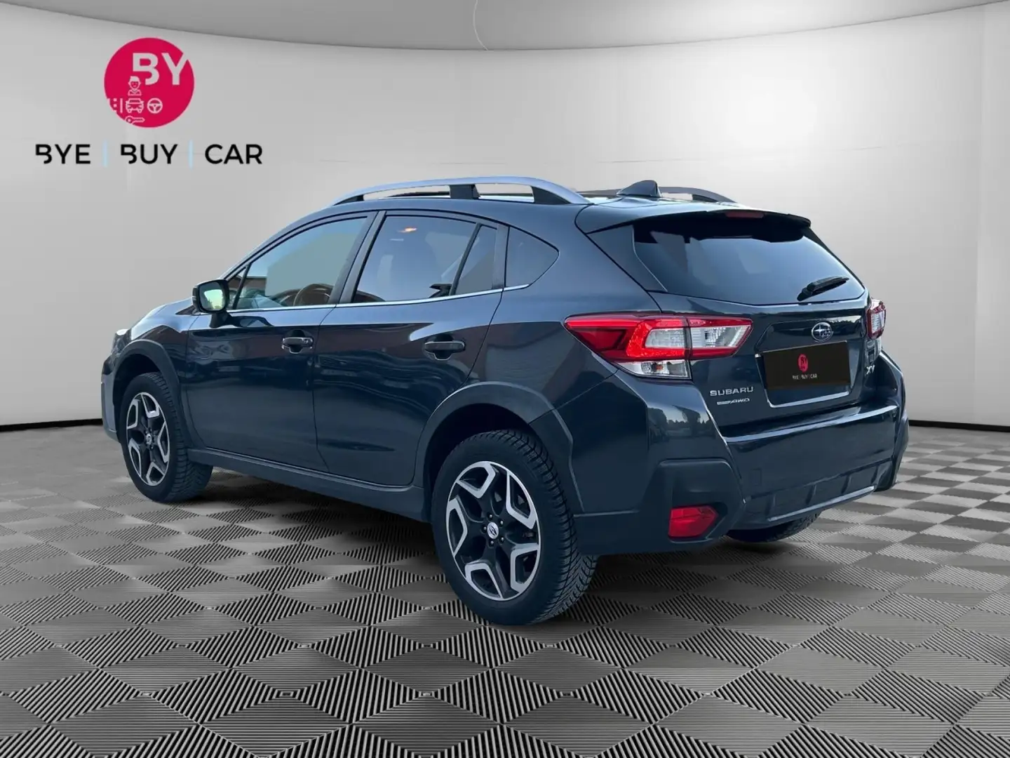 Subaru XV Exclusive Lineartronic 2.0i - 156 - BVA - CARPLAY/TOIT OUVRANT/CAMERA/KEYLESS Grau - 2