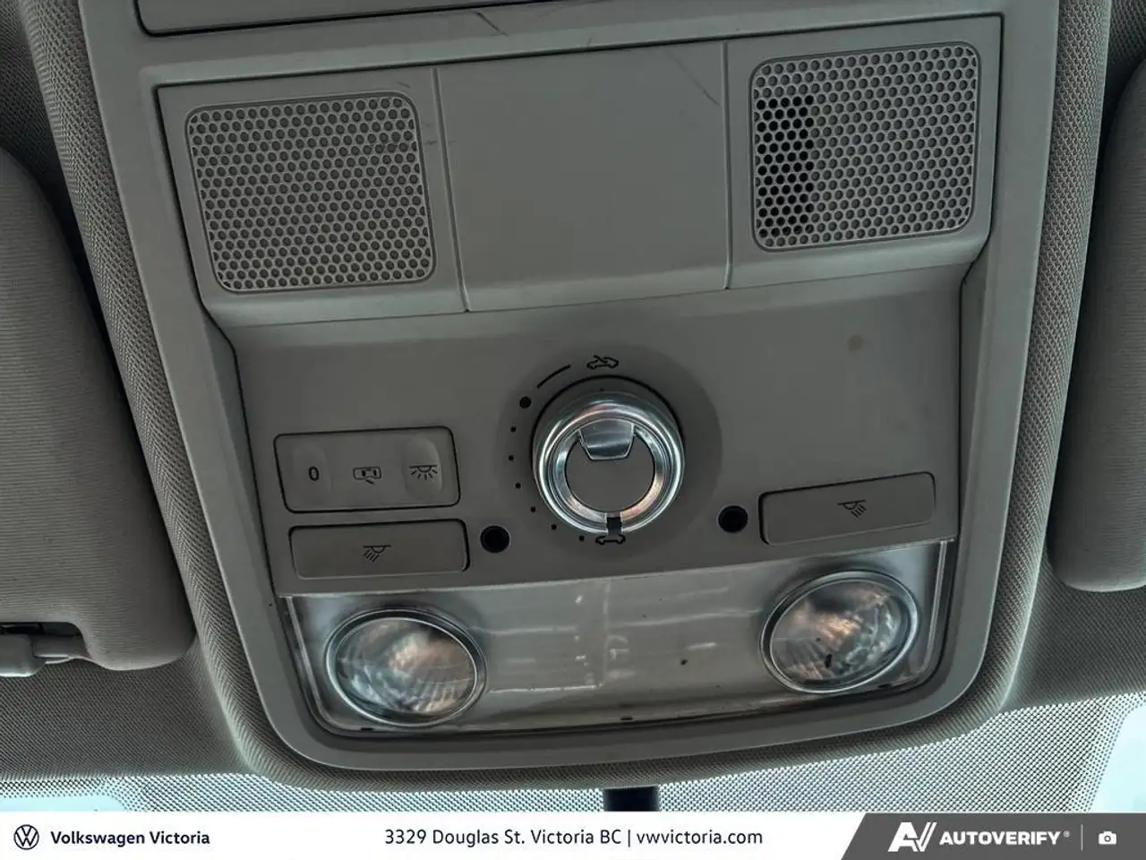 Volkswagen Passat photo Volkswagen Passat