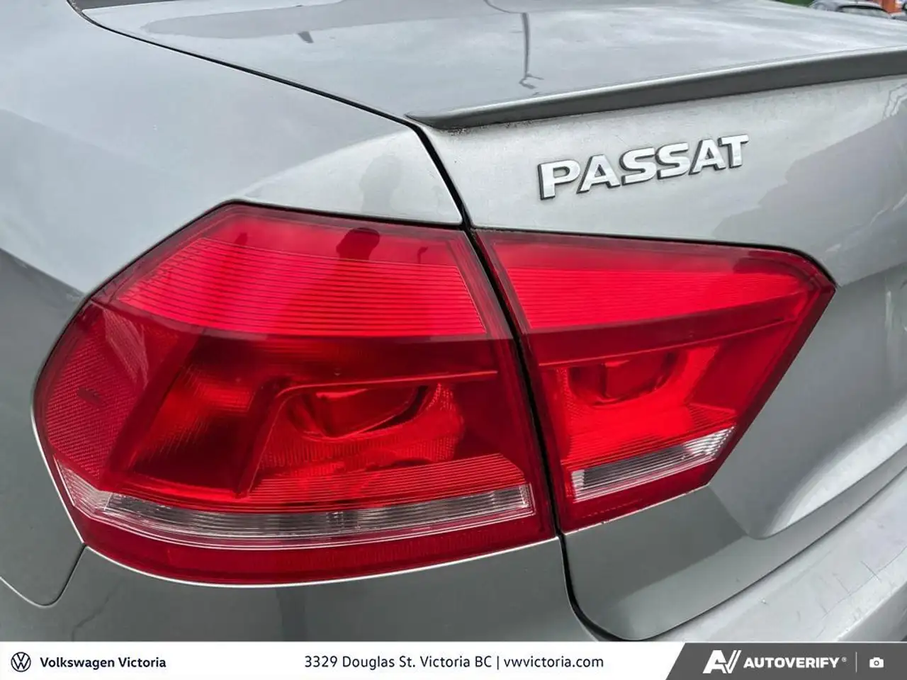 Volkswagen Passat photo Volkswagen Passat