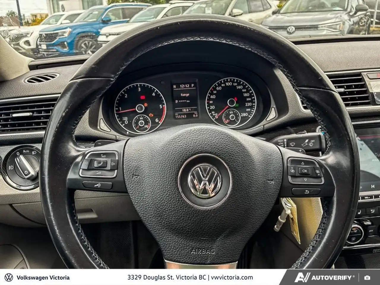 Volkswagen Passat photo Volkswagen Passat