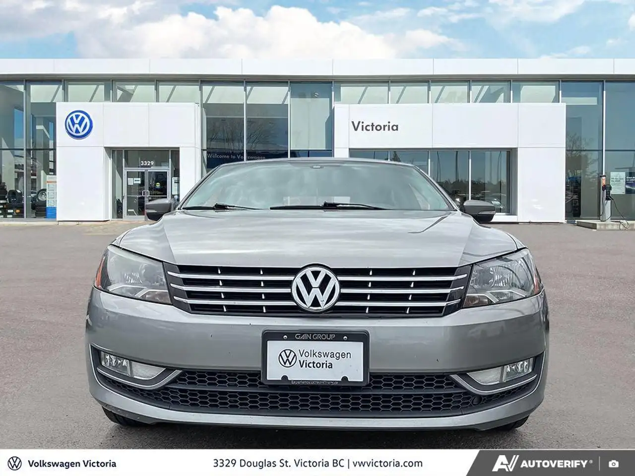 Volkswagen Passat photo Volkswagen Passat