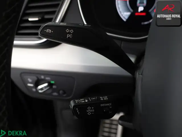 Audi Q5 view 15