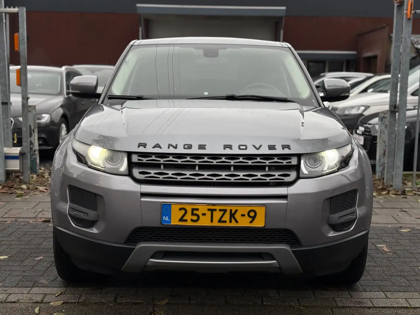 Land Rover Range Rover Evoque 2.2 eD4 2WD Pure | Xenon | Lederen bekleding | 17” Gris - 2