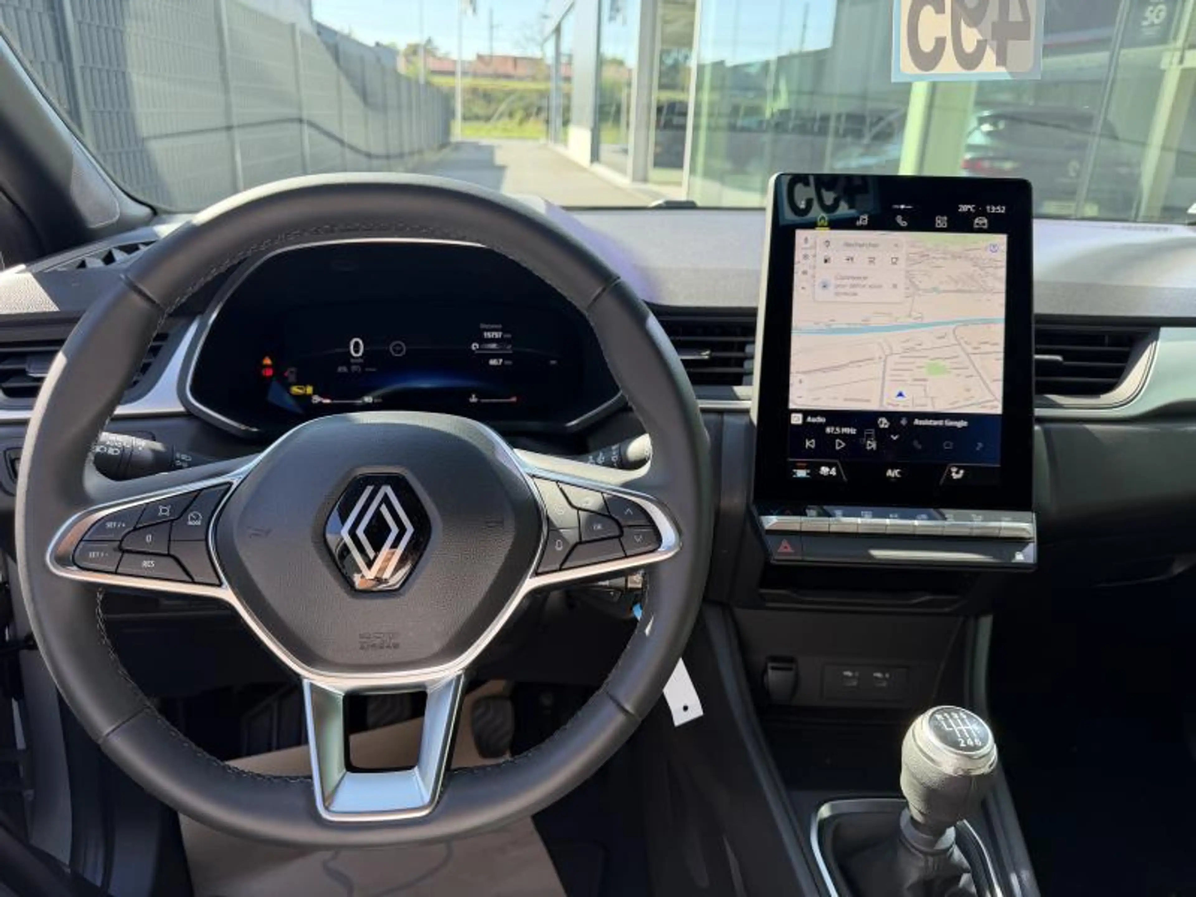 Renault Captur techno eco-g 90 — photo 11