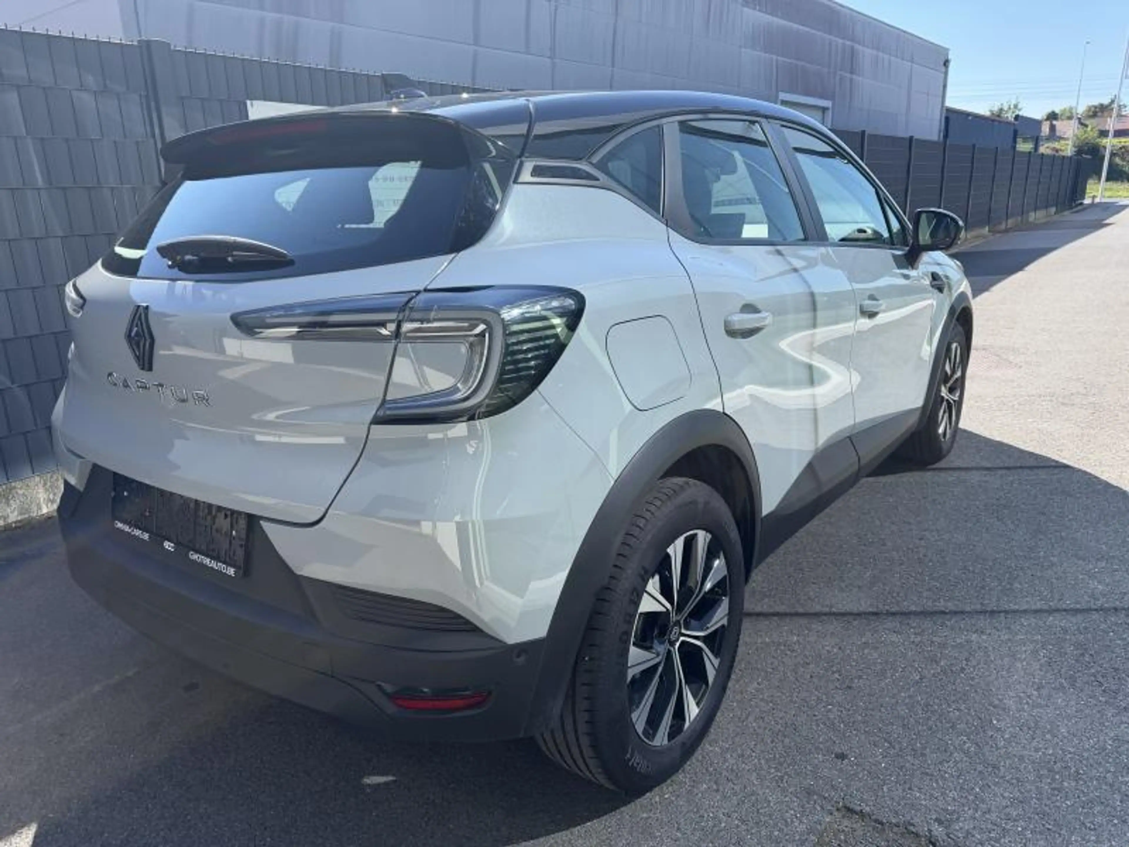 Renault Captur techno eco-g 90 — photo 5