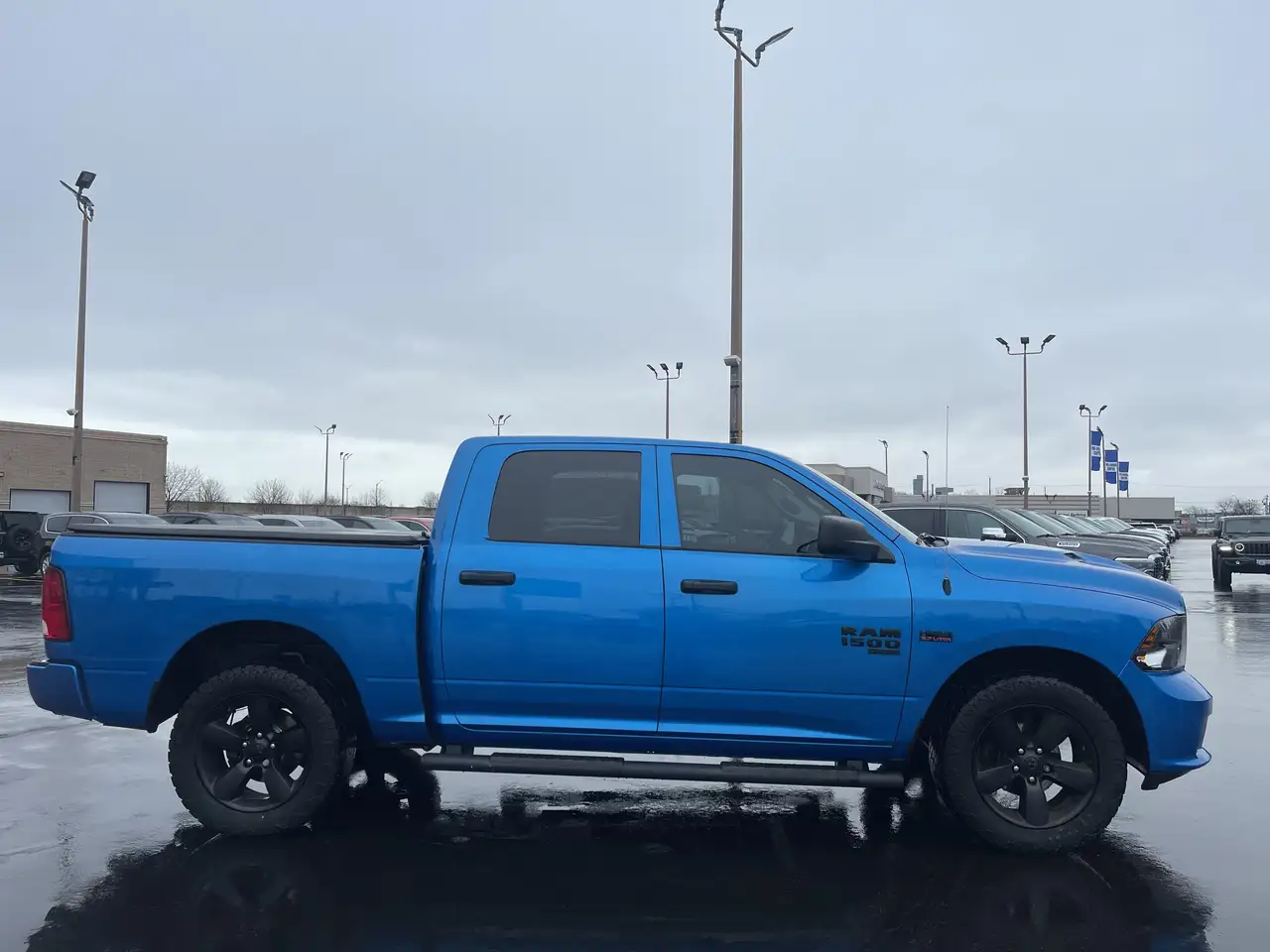 RAM 1500 снимка RAM 1500