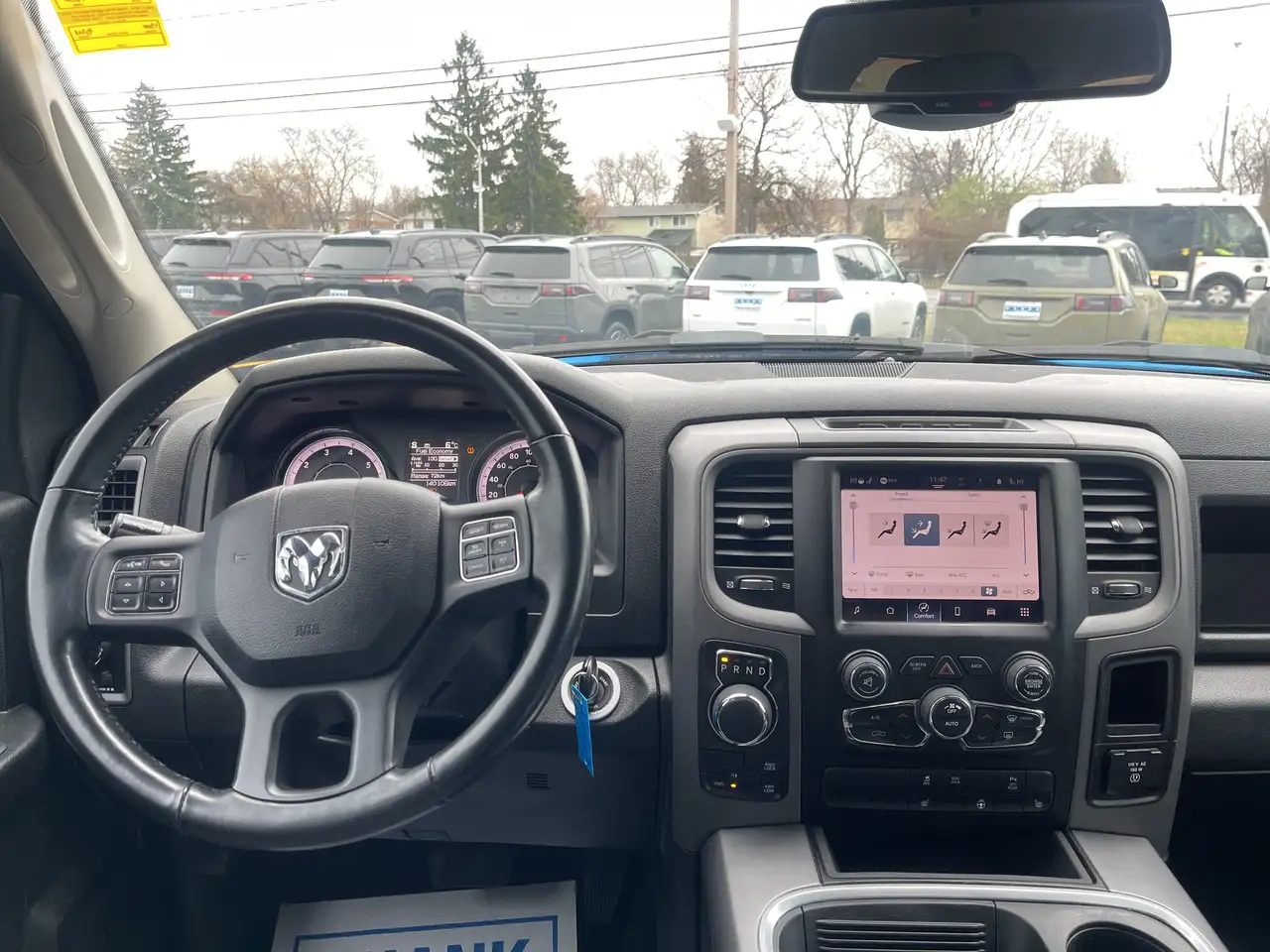 RAM 1500 снимка RAM 1500