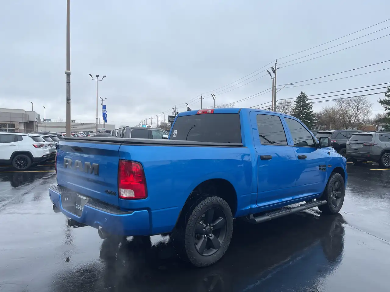 RAM 1500 снимка RAM 1500