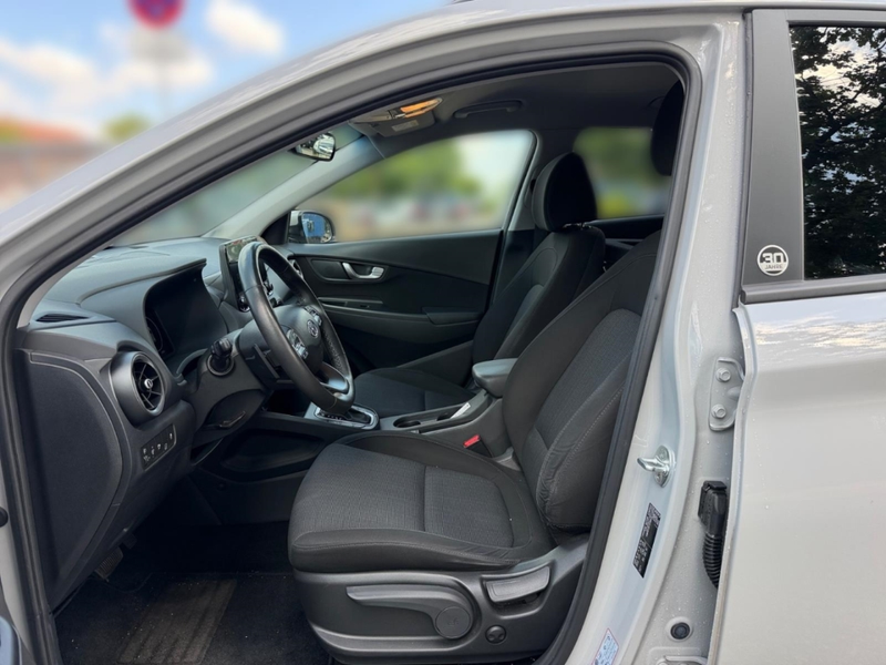 Hyundai KONA Edition 30+ Hybrid 2WD Navi Soundsystem LED Apple — photo 7