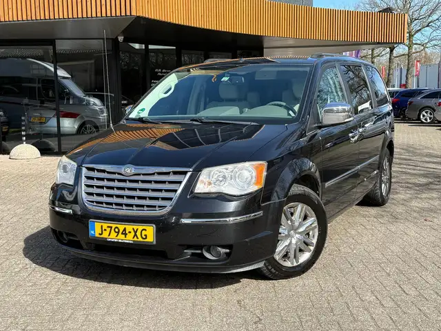 Chrysler Town & Country 4.0 V6|6-Zits|Camera|TV|Electrische deuren|Automaa