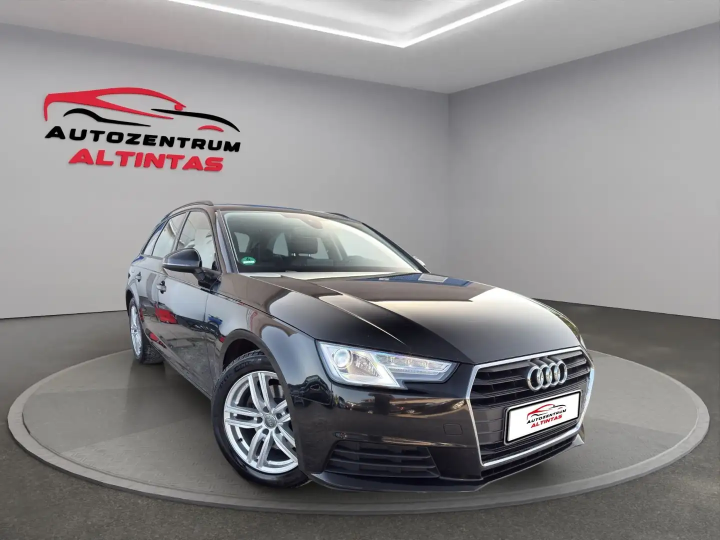 Audi A4 Avant 2.0TDI*AUTOM*KLIMA*NAVI*XEN*AHK*SHZ*PDC Schwarz - 1