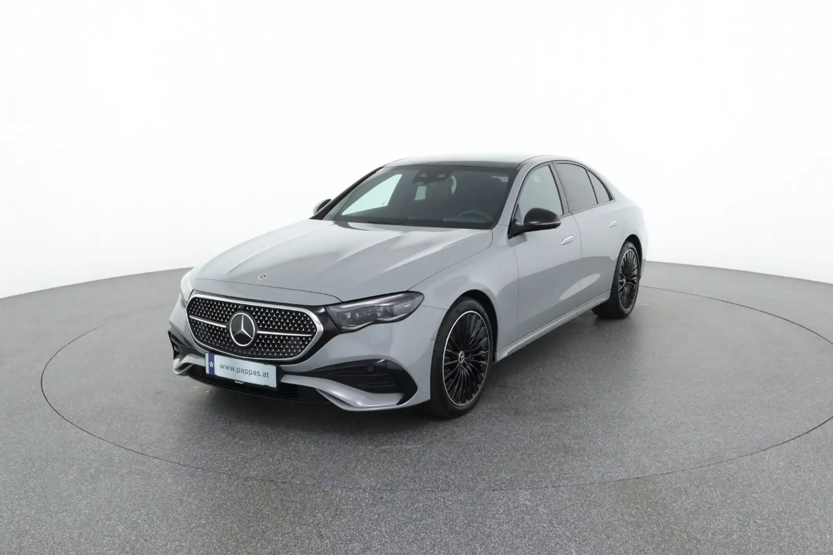 Mercedes-Benz E 220 d Limousine Wide LED Pano Cam Totw Distr Grau - 1