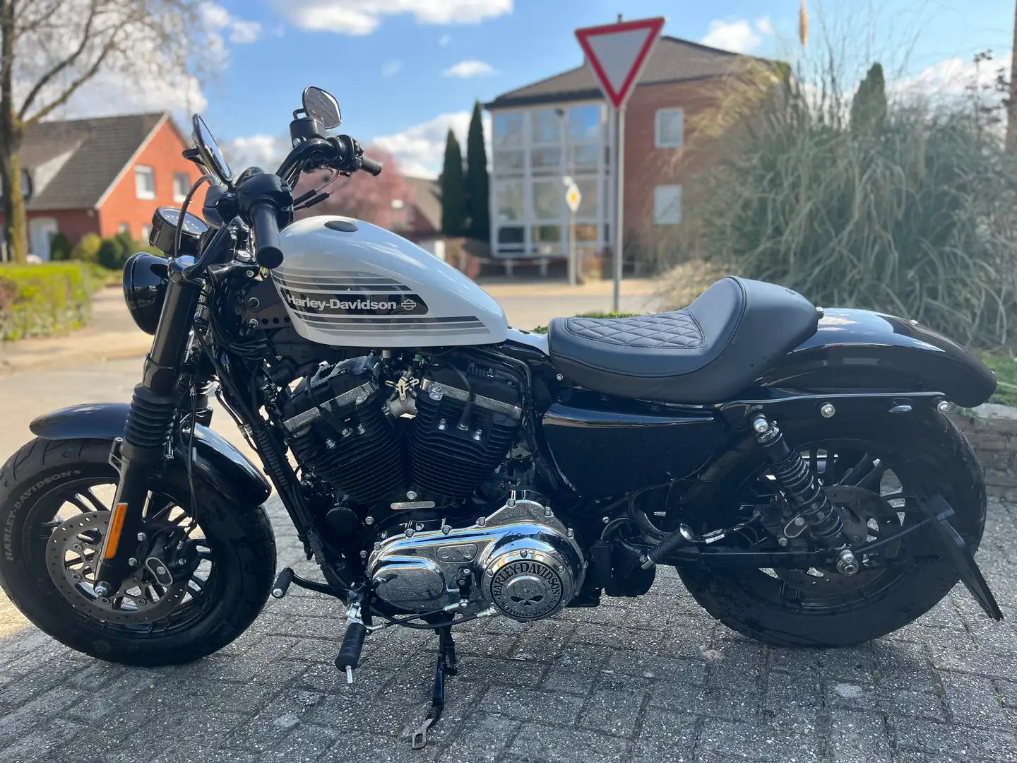 Harley-Davidson Sportster 1200 Forty-Eight Special 5HD Negro - 1