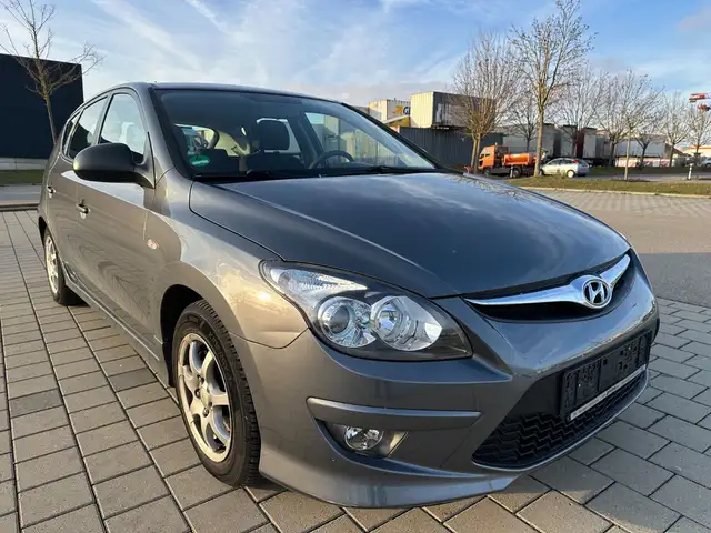 Hyundai i30 Edition *KLIMA*ALU*TÜV+AU NEU