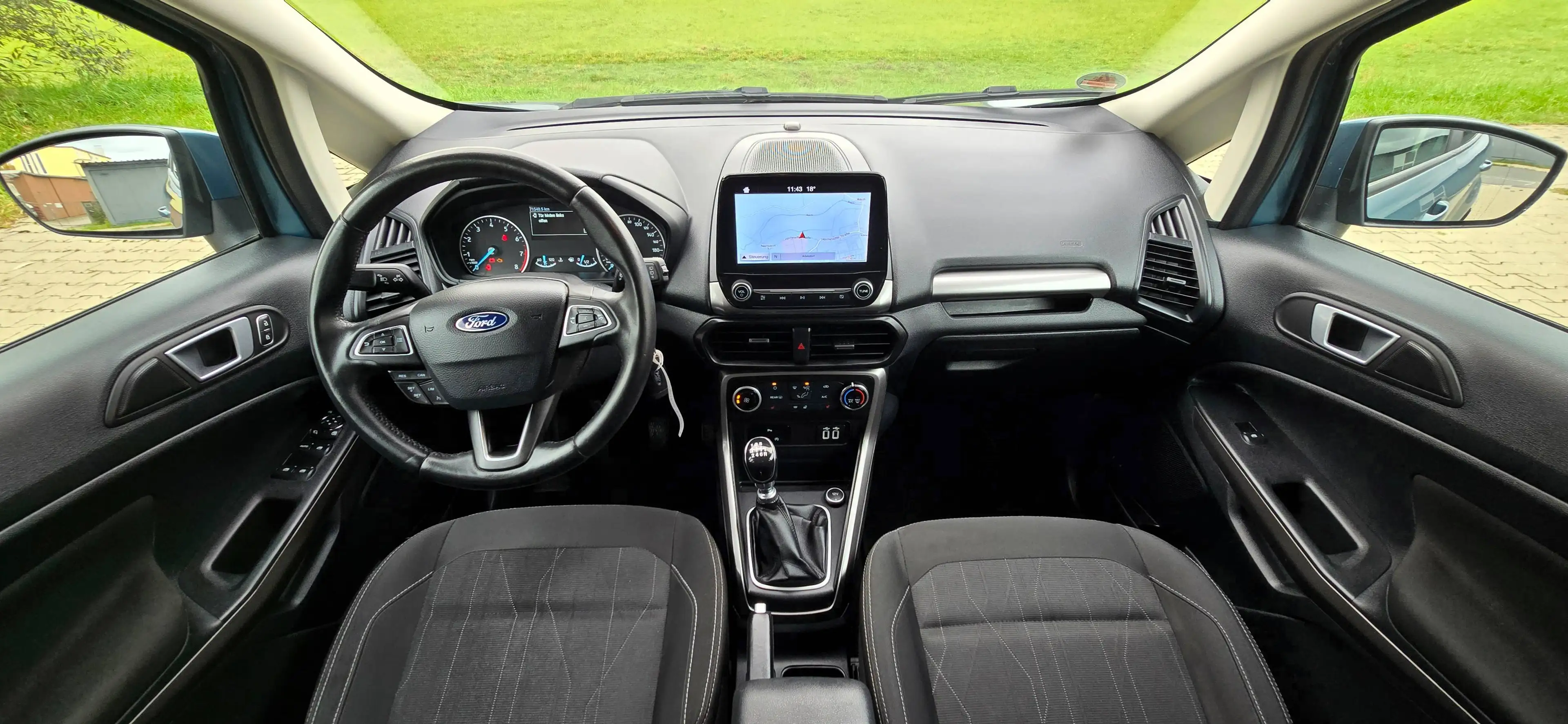 Ford EcoSport 125 PS / Top Zustand / Top Ausstattung — photo 14