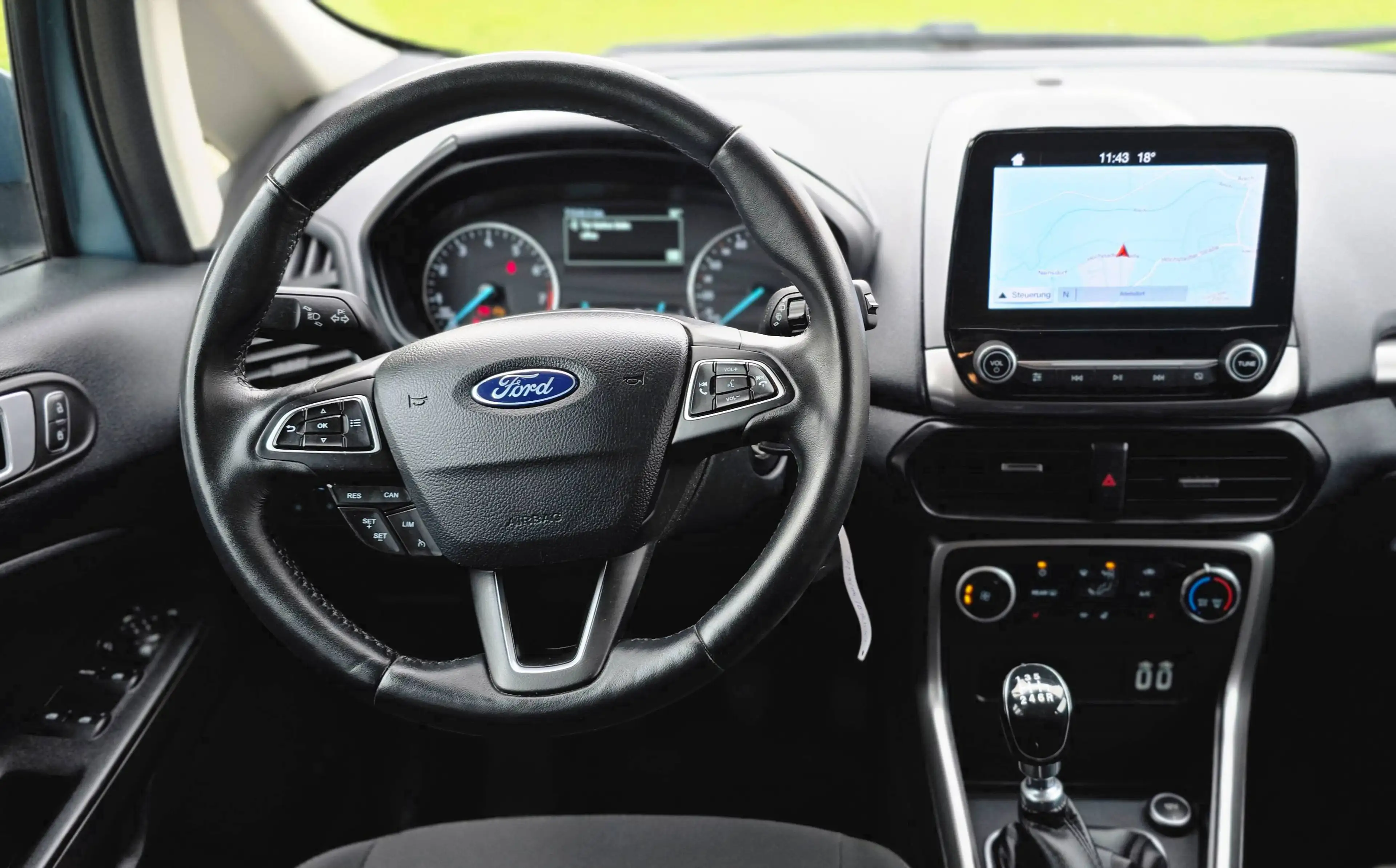 Ford EcoSport 125 PS / Top Zustand / Top Ausstattung — photo 15