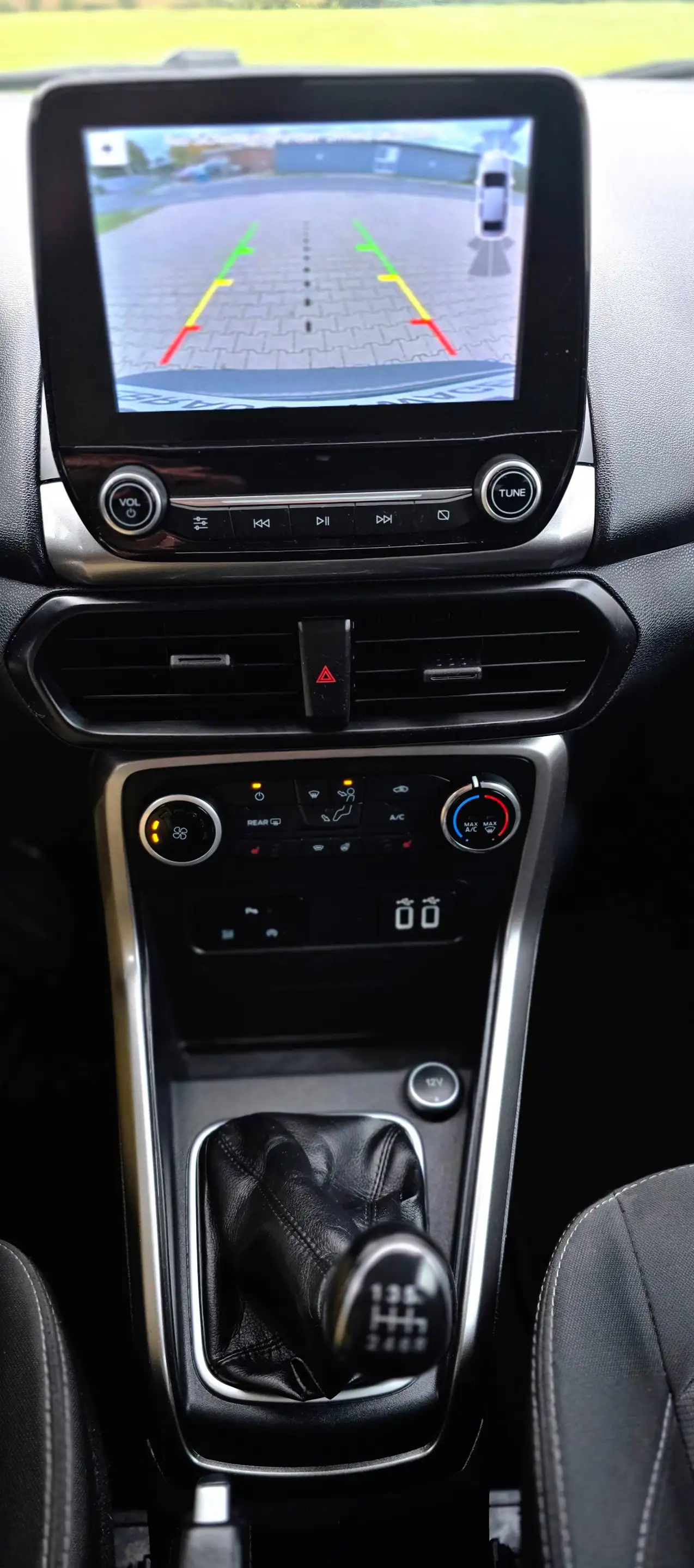 Ford EcoSport 125 PS / Top Zustand / Top Ausstattung — photo 12