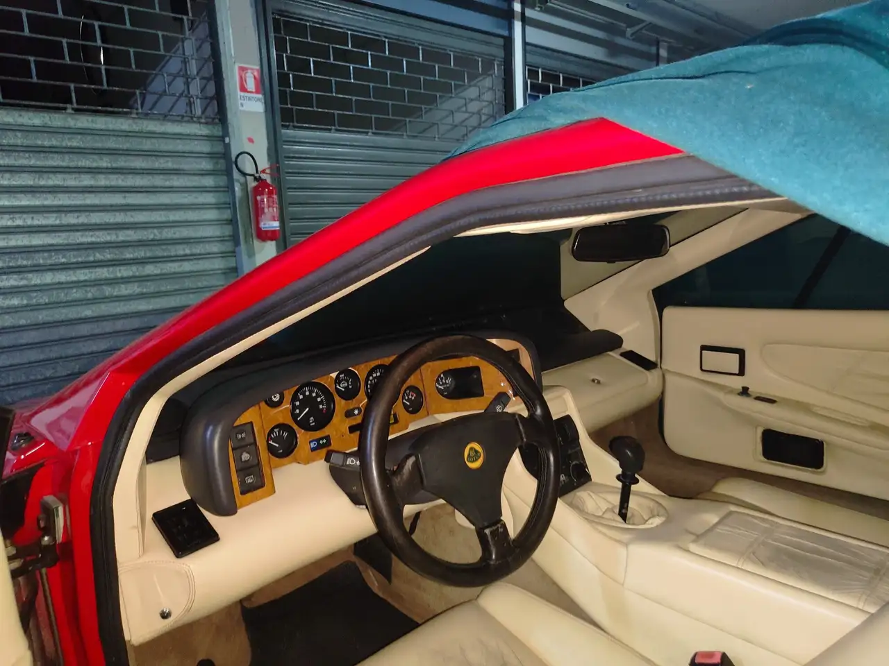 Lotus Esprit 2.2i turbo SE 268+30 CV ASI catalyst e.p.a, foto 4