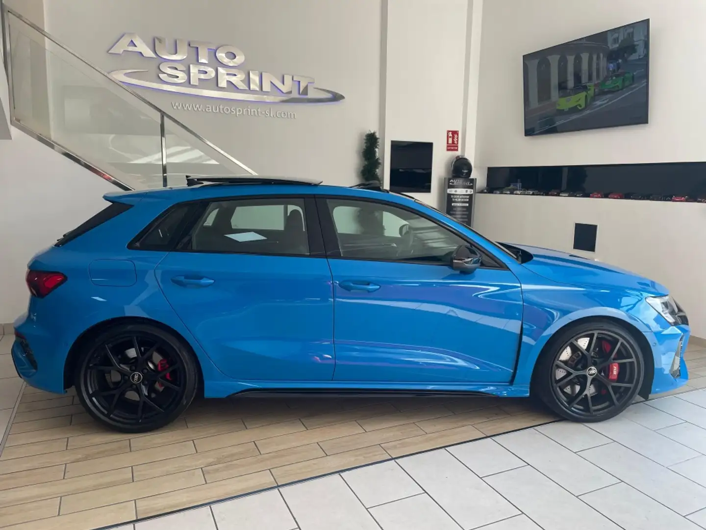 Audi RS3 Sportback quattro S tronic 294kW Bleu - 2