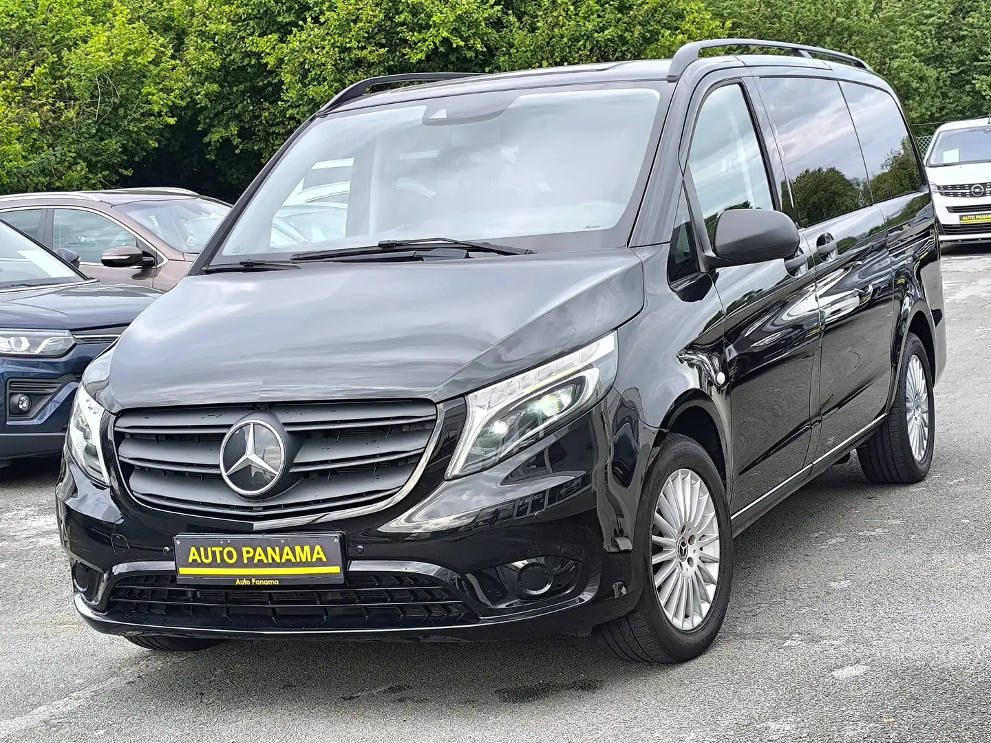 Mercedes-Benz Vito 116CDI LANG 163CV XENON BOITE AUTOMATIQUE 8 PL GPS Zwart - 1