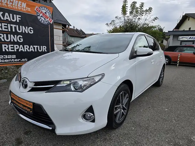 Toyota Auris 1,6 Valvematic Feel!