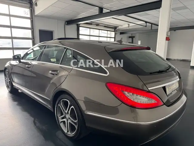 Mercedes-Benz CLS view 10