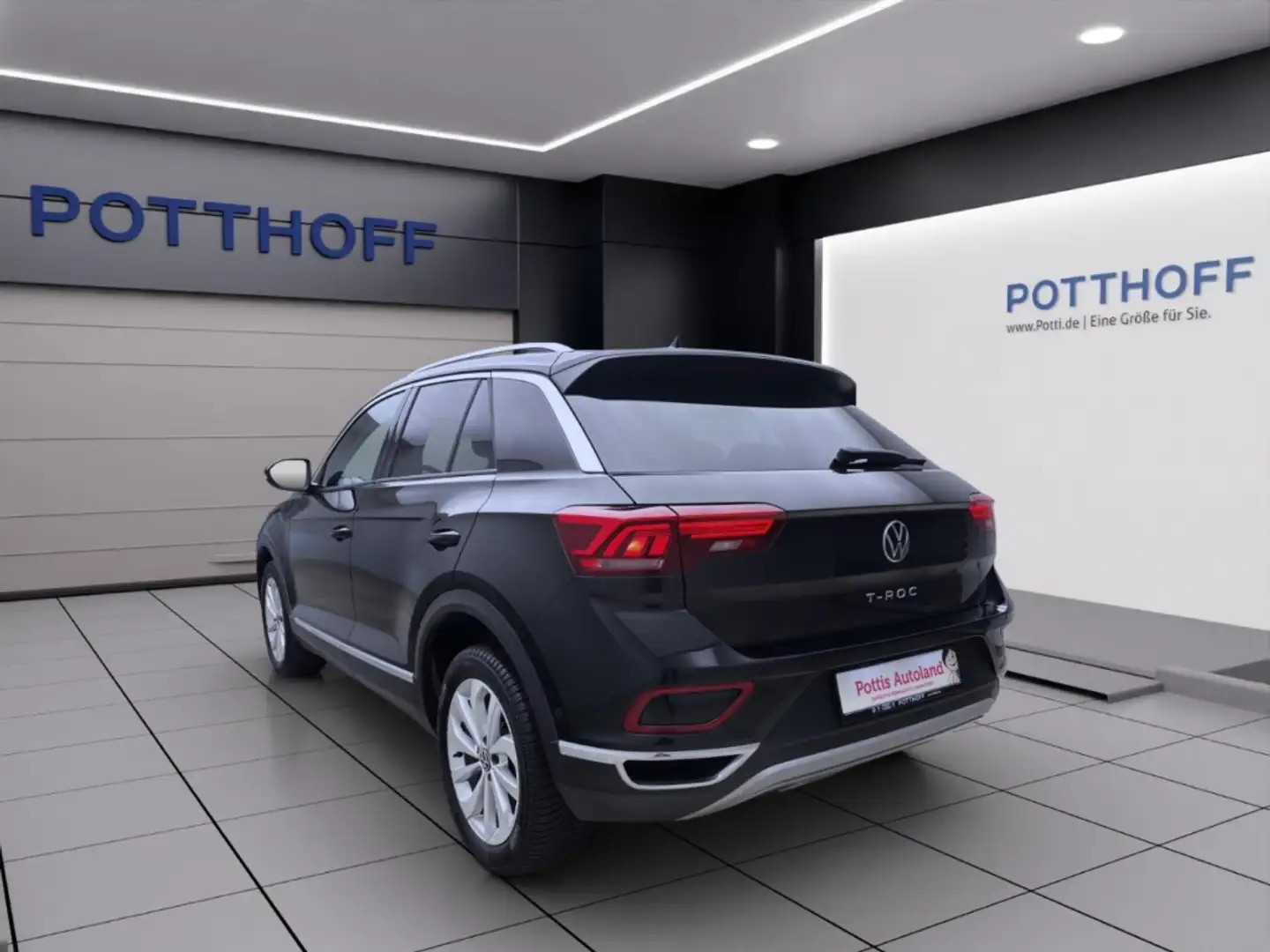 Volkswagen T-Roc 1.0 TSI STYLE AHK NAVI PDC SITZHZG Schwarz - 2