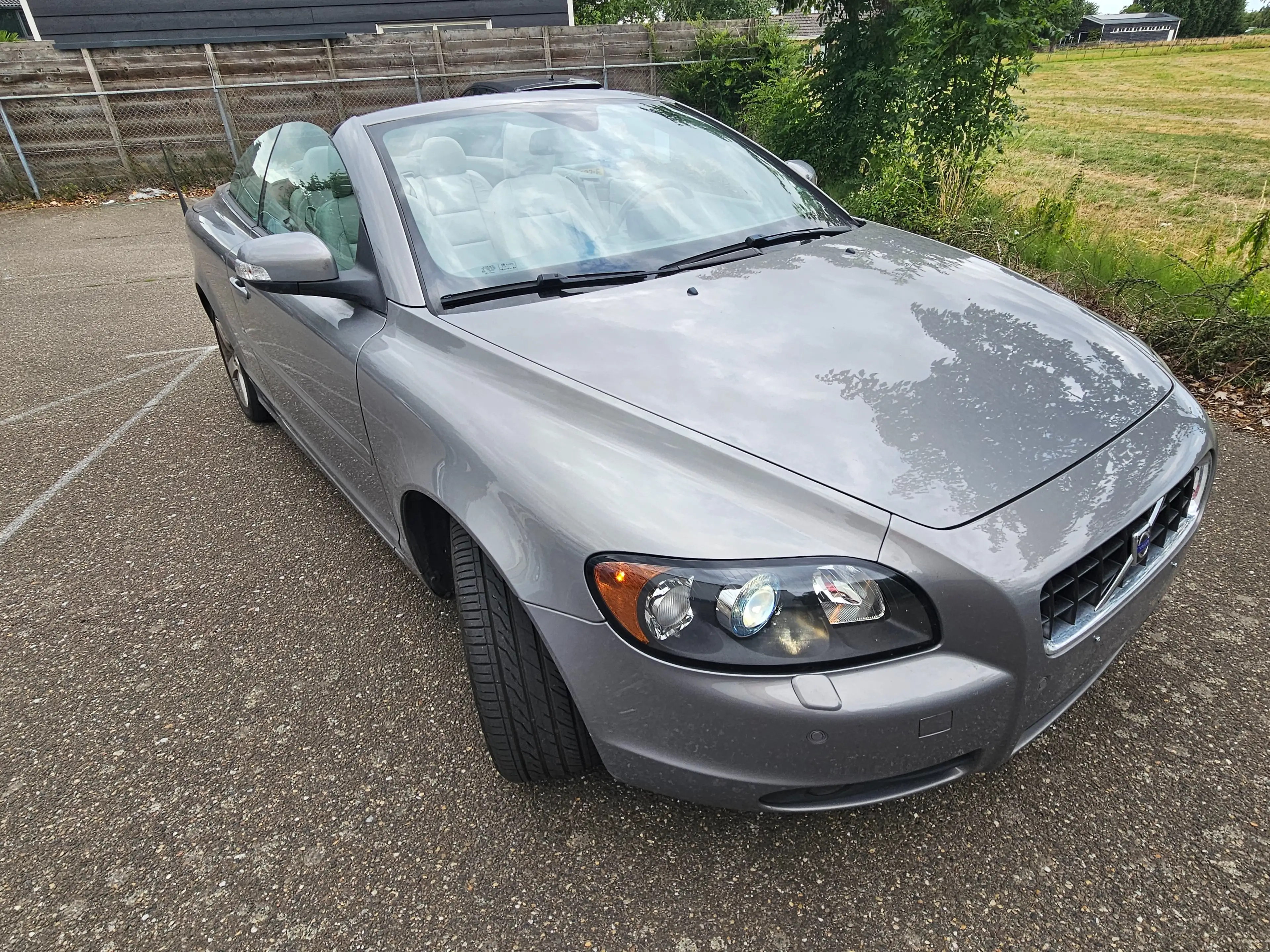Volvo C70 Summun Leder Navi PDC — photo 4