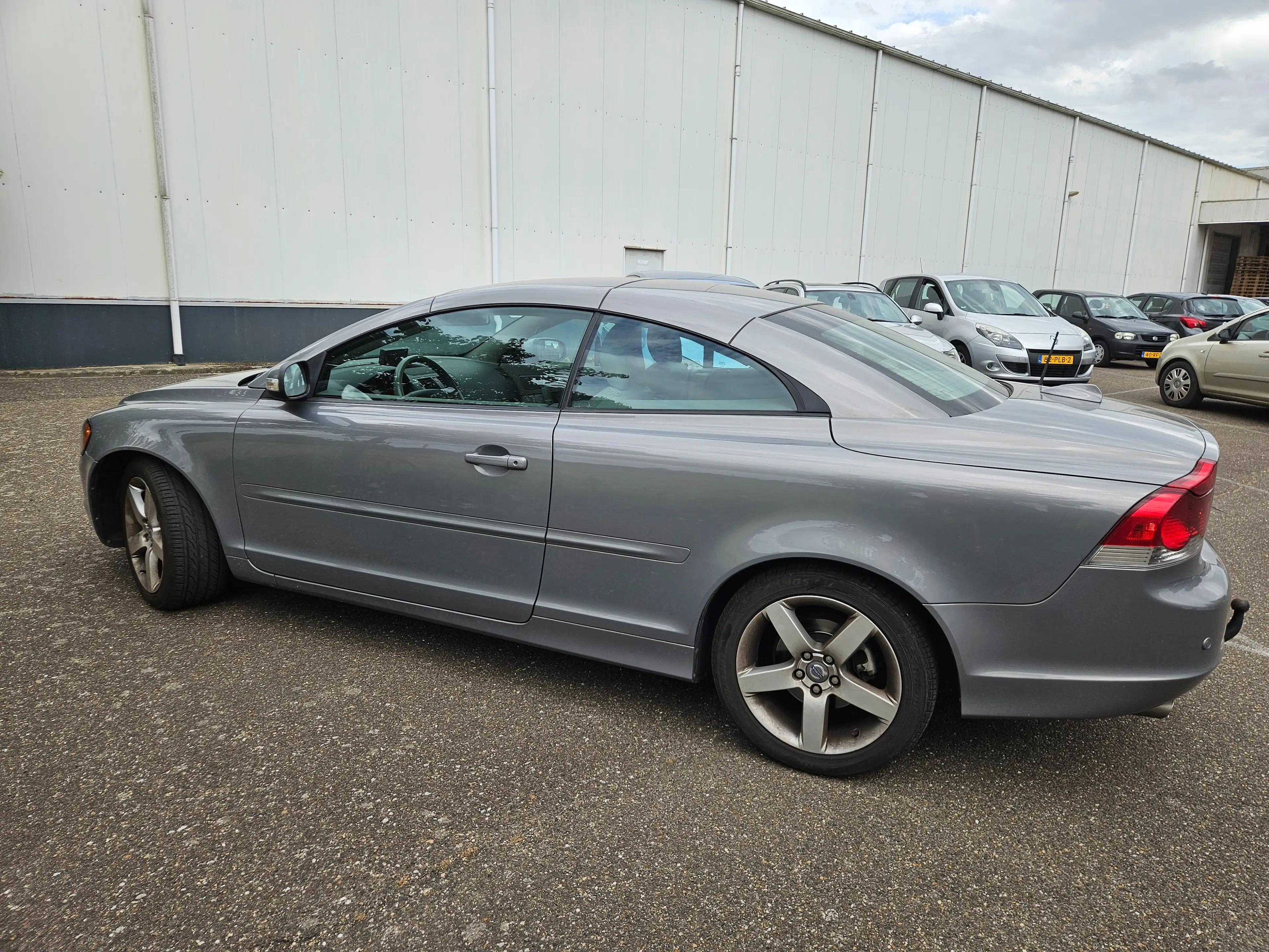 Volvo C70 Summun Leder Navi PDC — photo 14