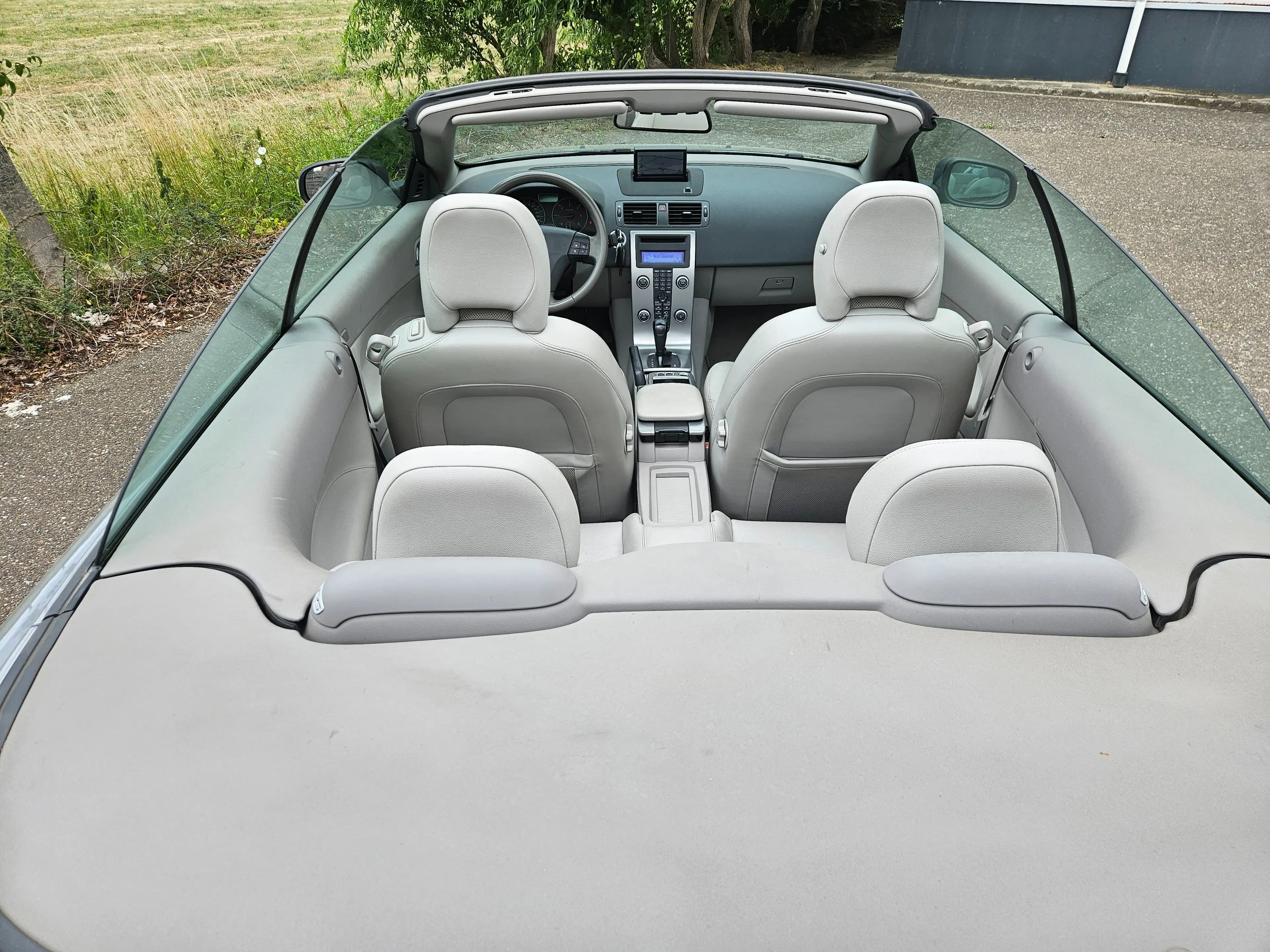 Volvo C70 Summun Leder Navi PDC — photo 5