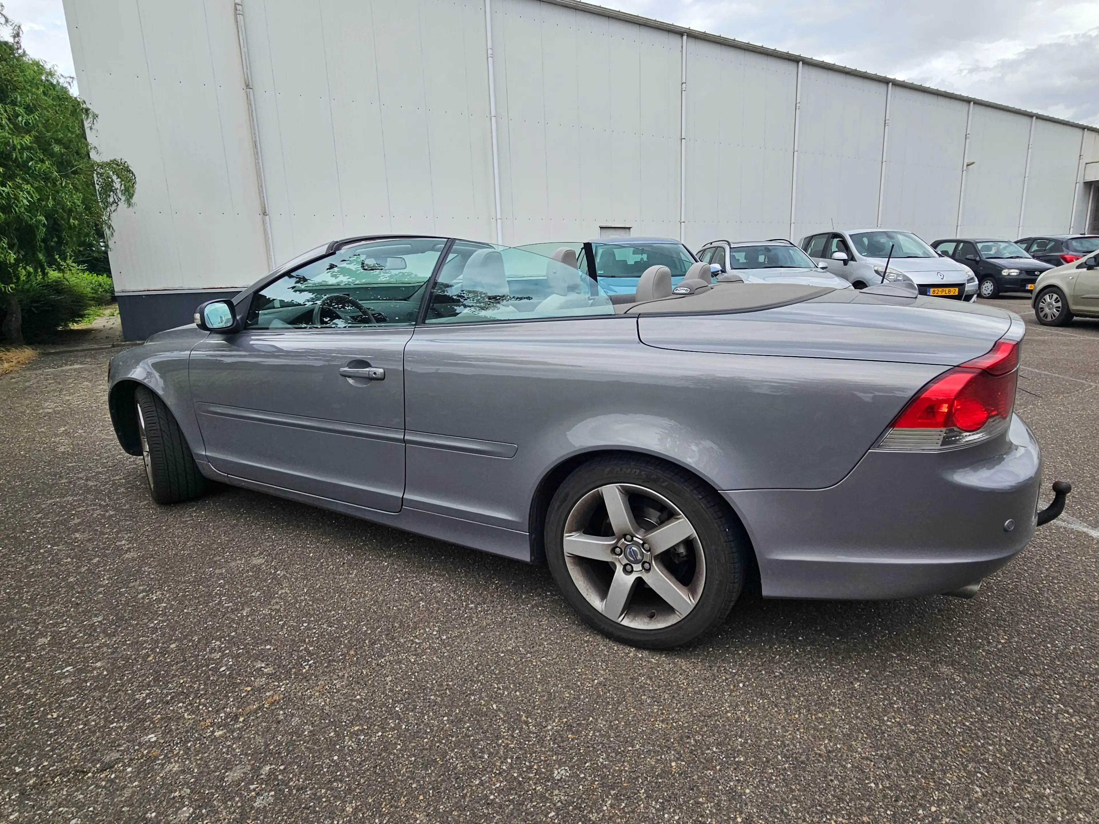 Volvo C70 Summun Leder Navi PDC — photo 3