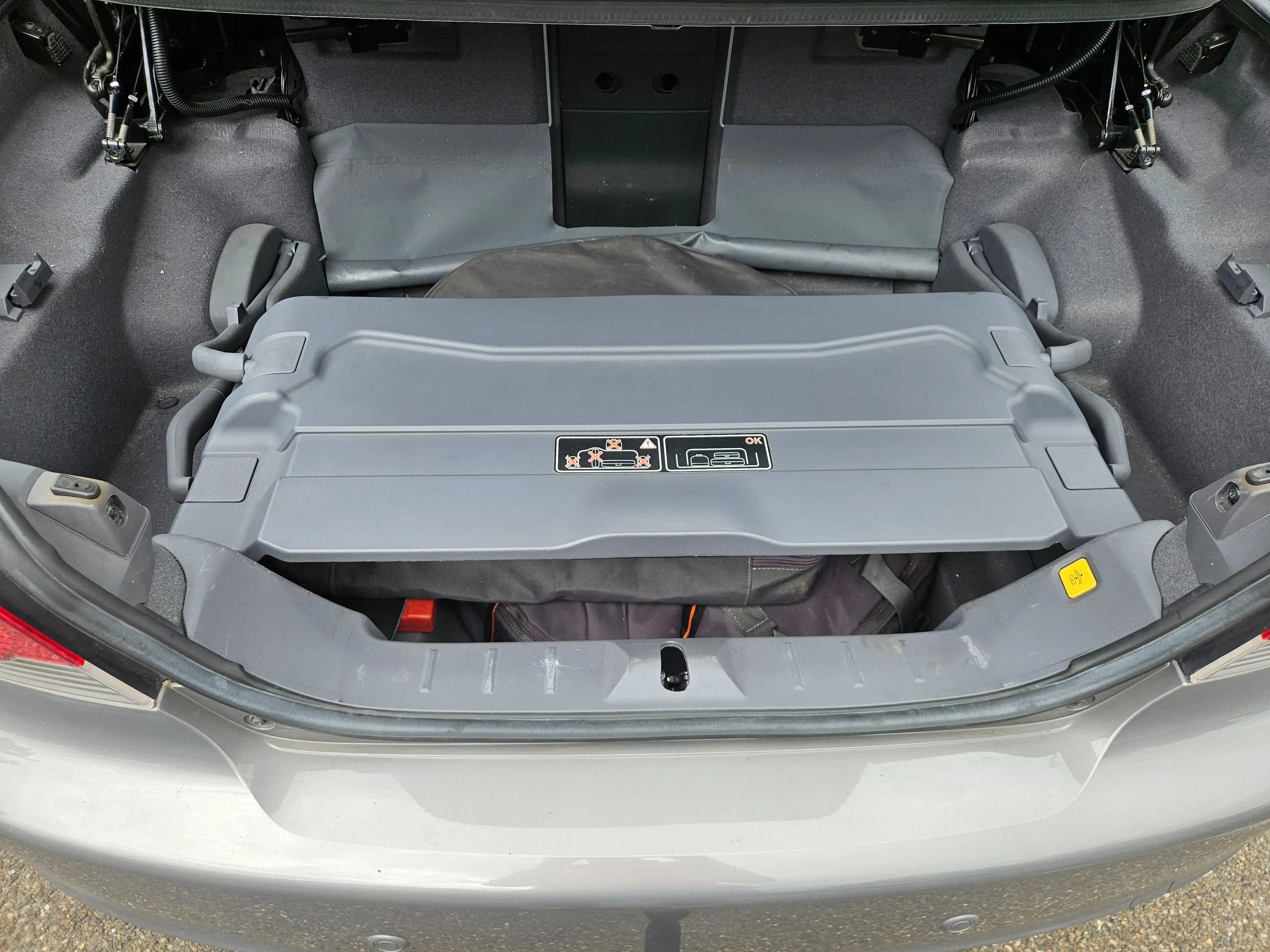 Volvo C70 Summun Leder Navi PDC — photo 6