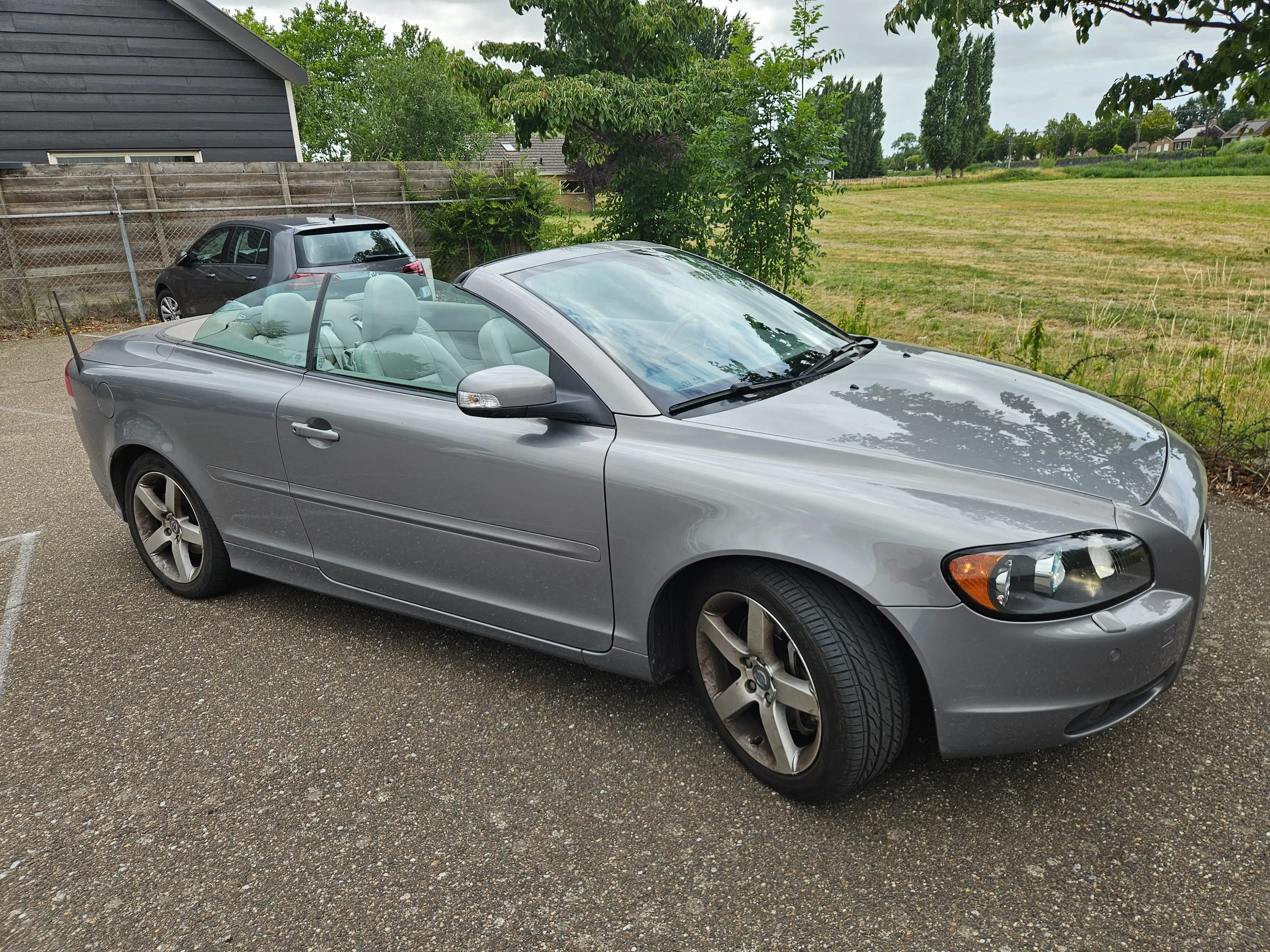 Volvo C70 Summun Leder Navi PDC