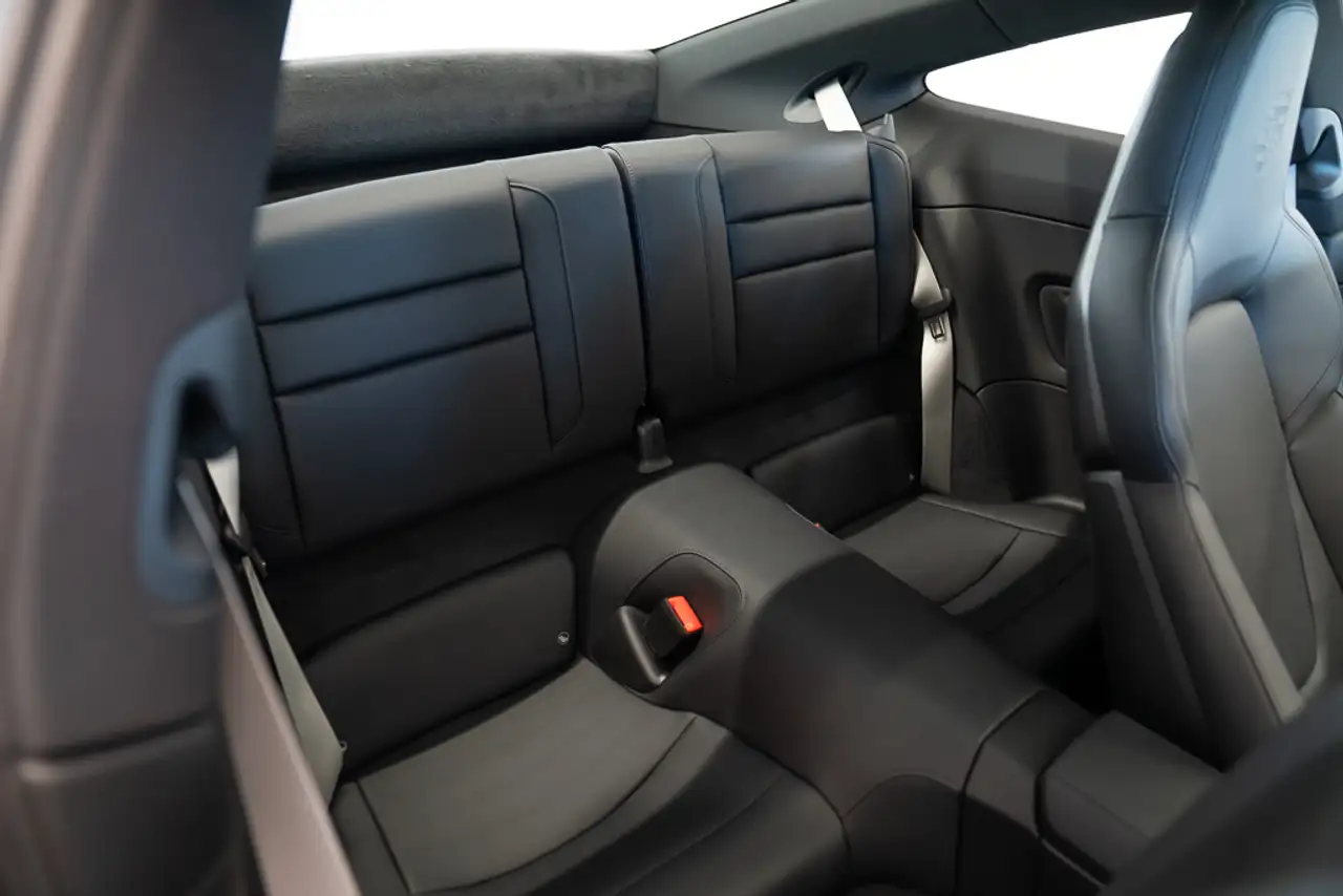 Porsche 911 снимка Porsche 911