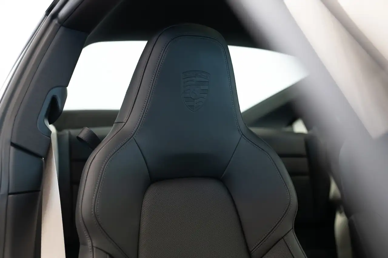 Porsche 911 снимка Porsche 911