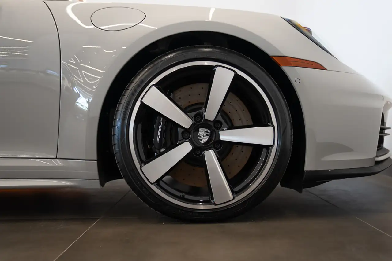 Porsche 911 снимка Porsche 911
