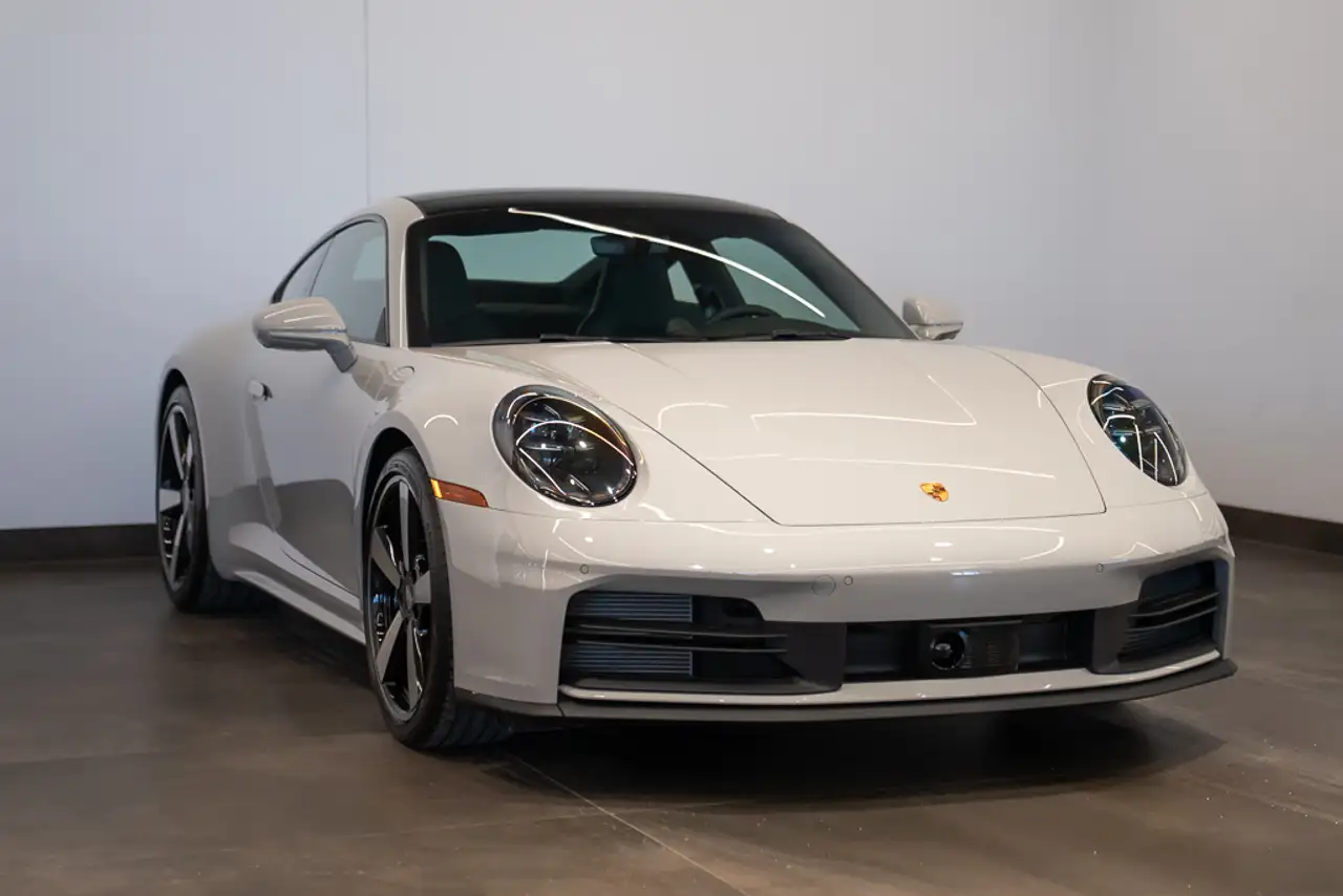 Porsche 911 снимка Porsche 911