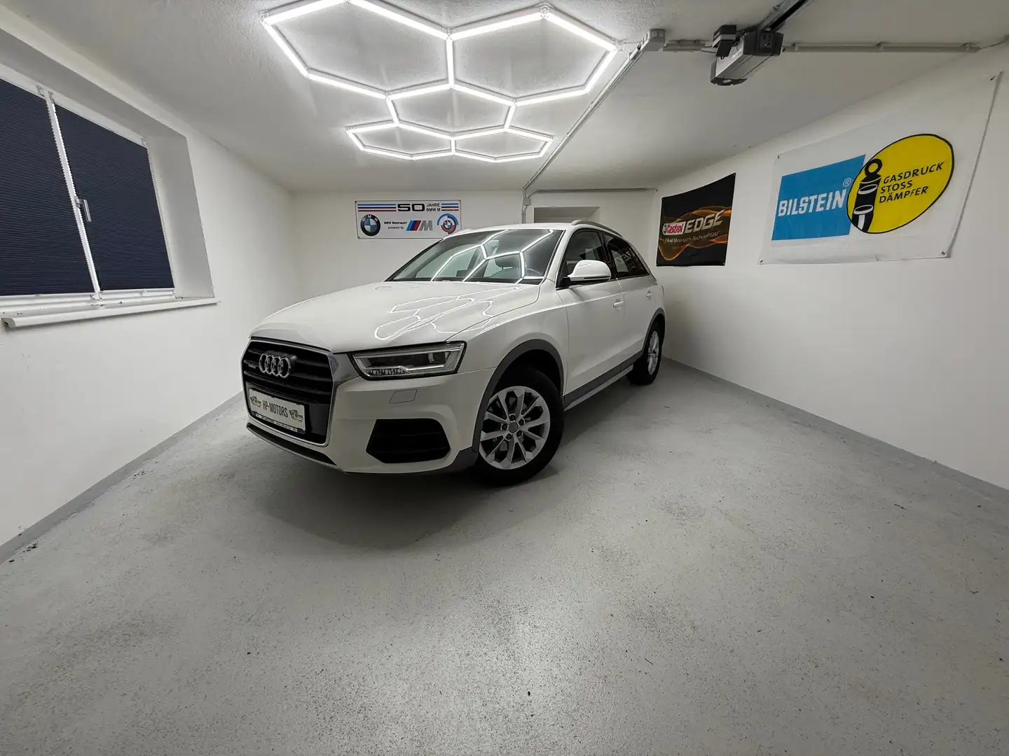 Audi Q3 Quattro *AHK*LED*SITZHEIZUNG*NAVI*GARANTIE* Weiß - 1