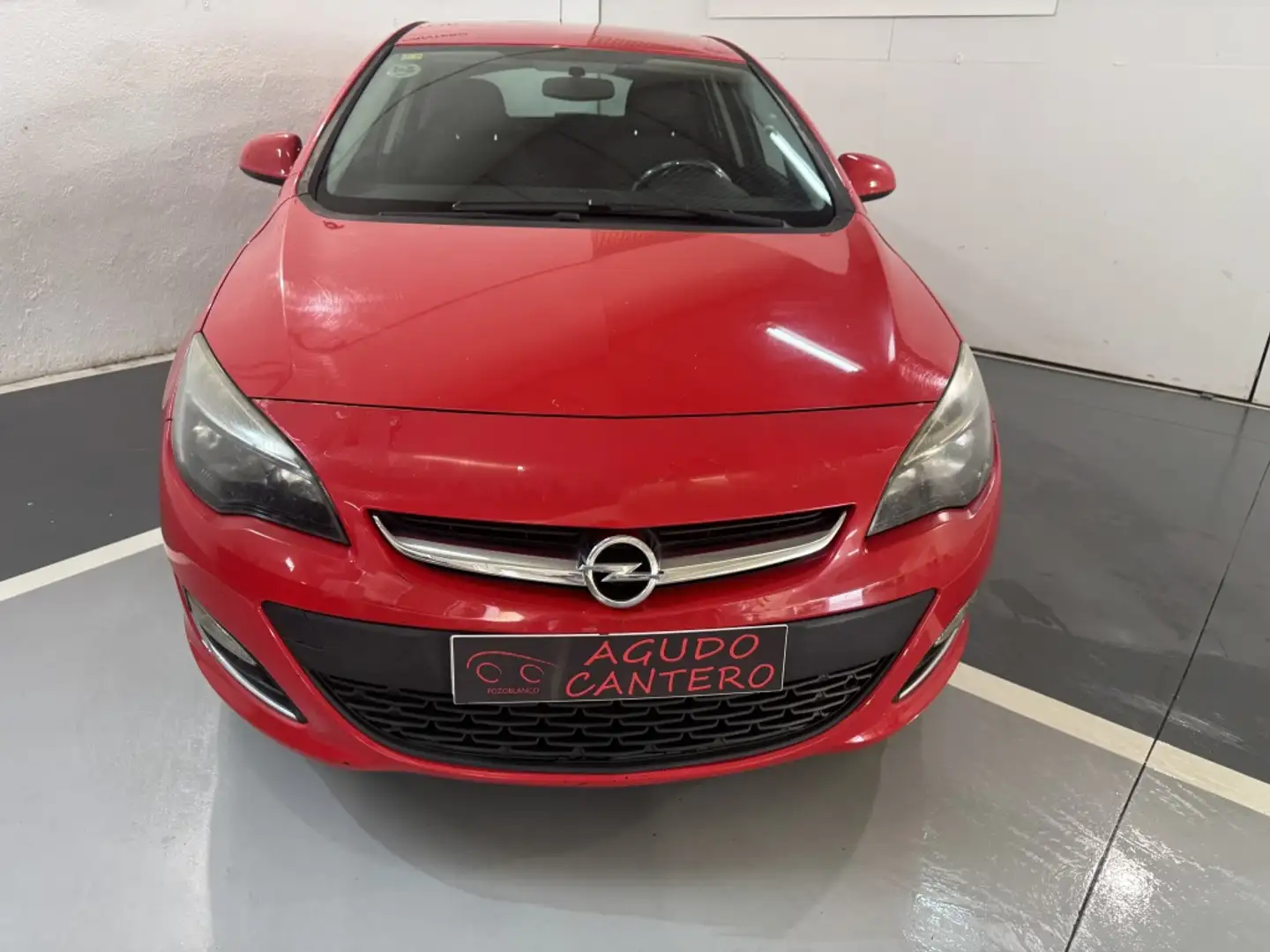 Opel Astra 1.6CDTi S/S Selective 110 Rouge - 2
