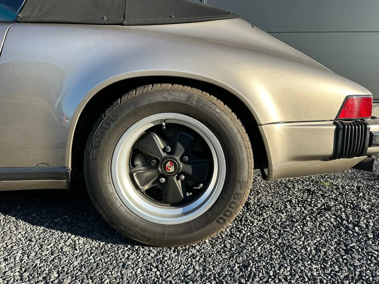 Porsche 911 3.2 Carrera Cabriolet, foto 11